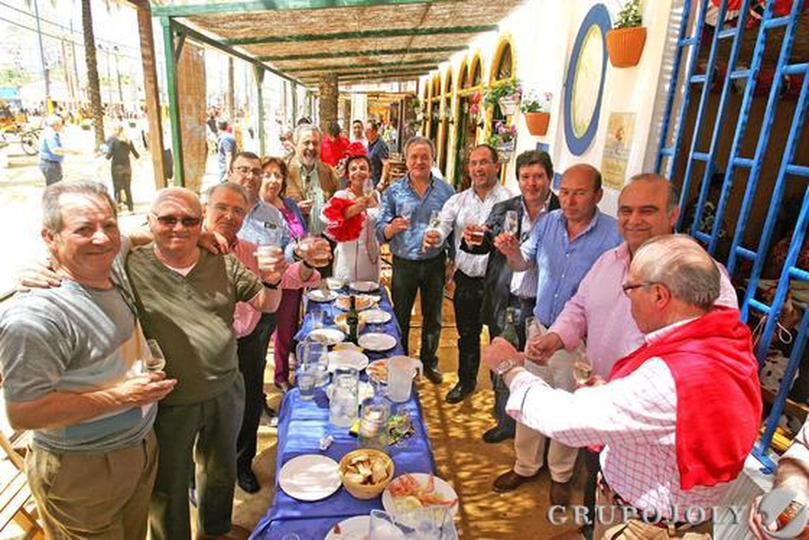 El Foro Ciudadano brinda en la Feria

Foto: Pascual