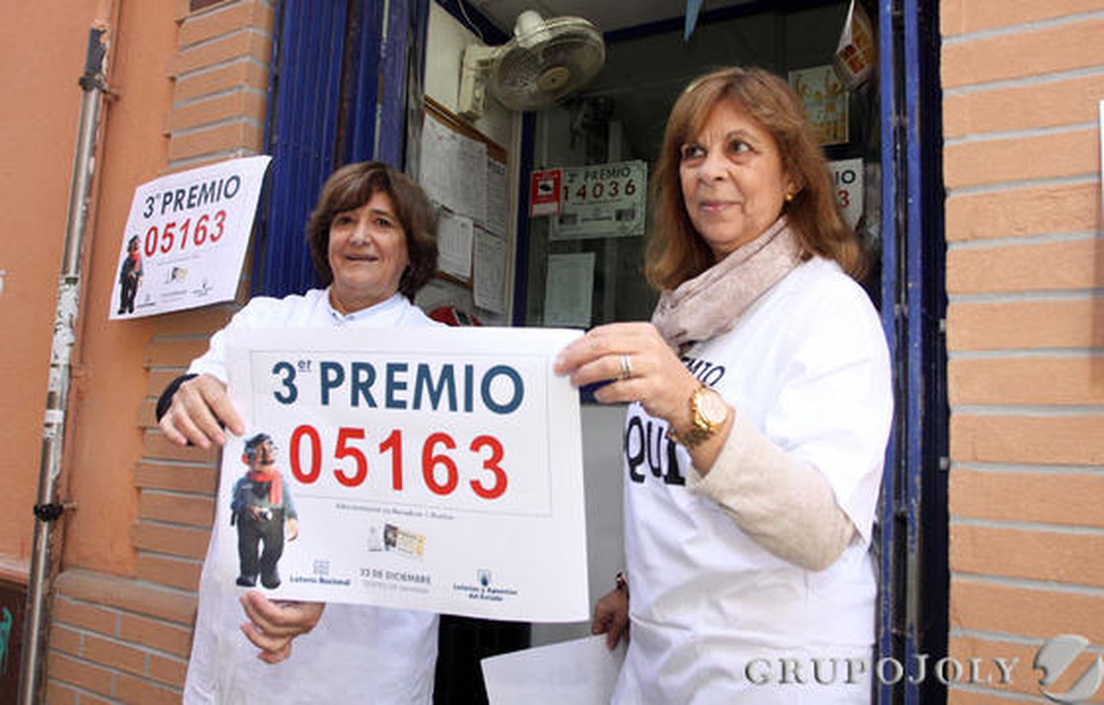 Las imágenes de una jornada de Lotería con lluvia de premios en la provincia de Huelva