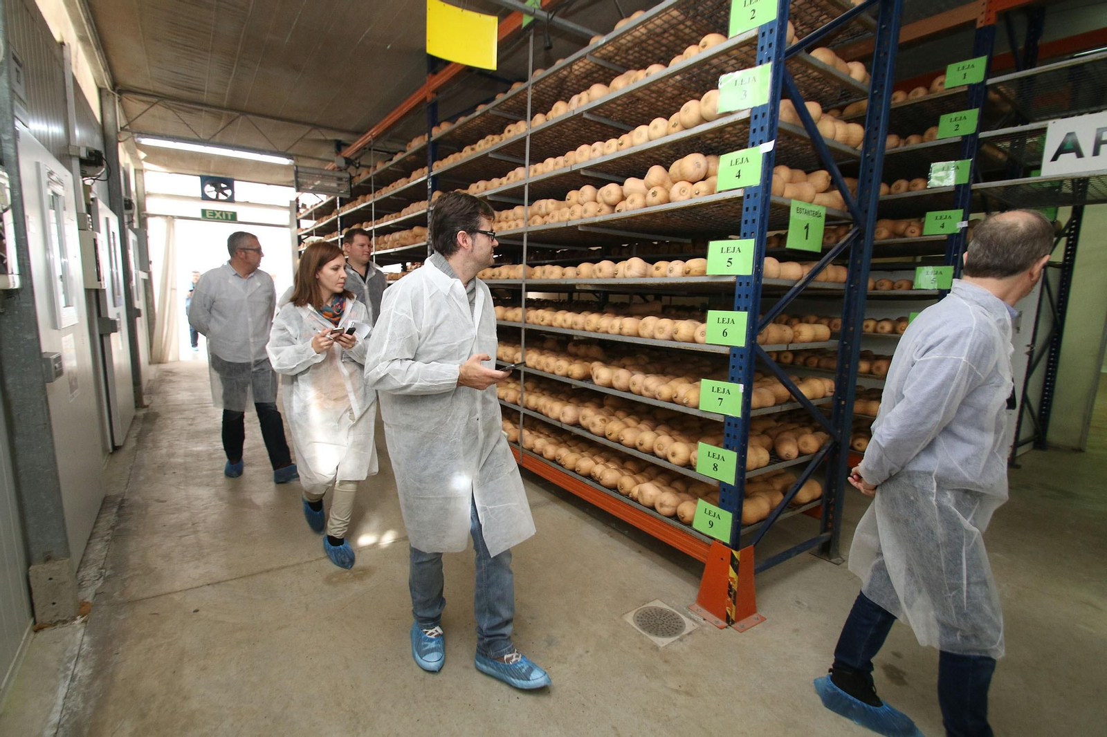 Fotogalería de la visita guiada a las instalaciones de Koppert en Águilas