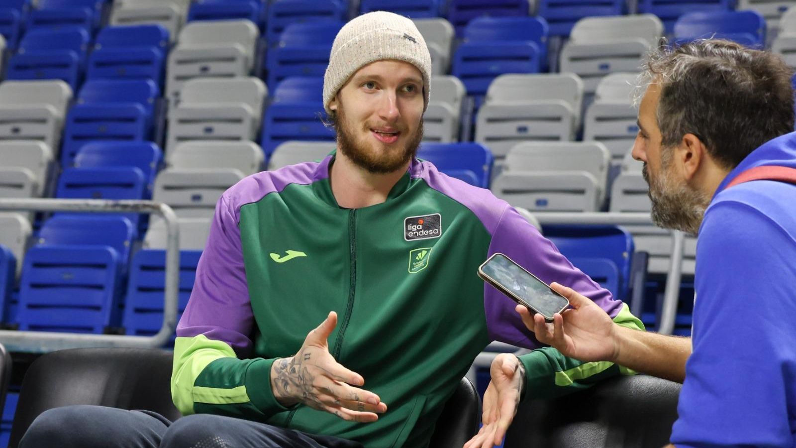 Olek Balcerowski atiende a Málaga Hoy.