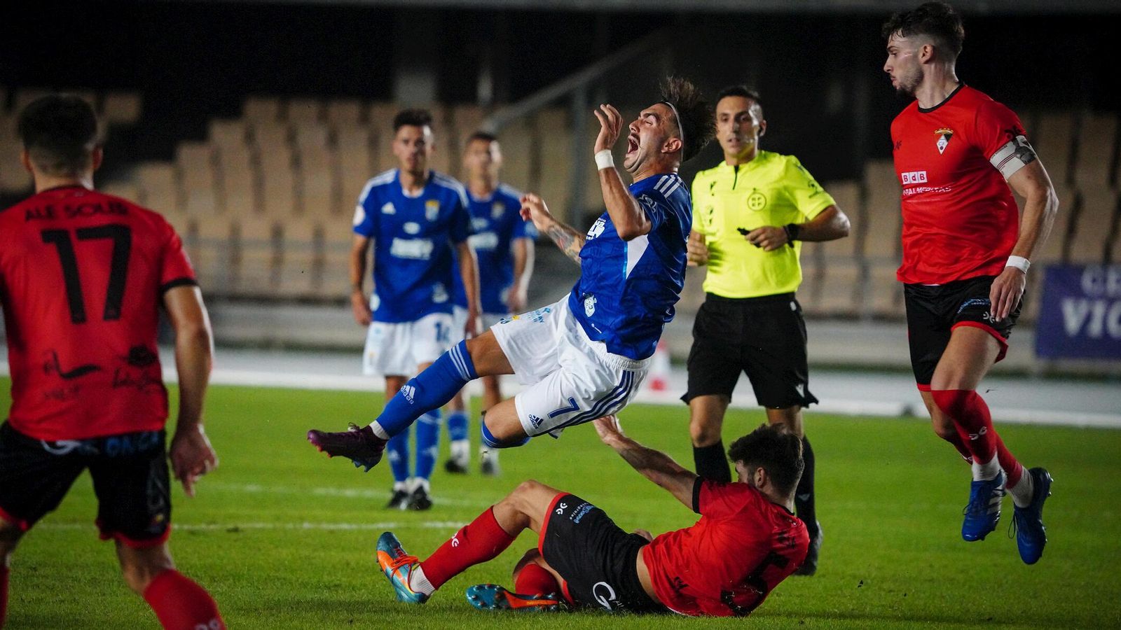 Joseliyo se tuvo que retirar tocado tras esta dura entrada de Mesa: "A Ceuta llego seguro".