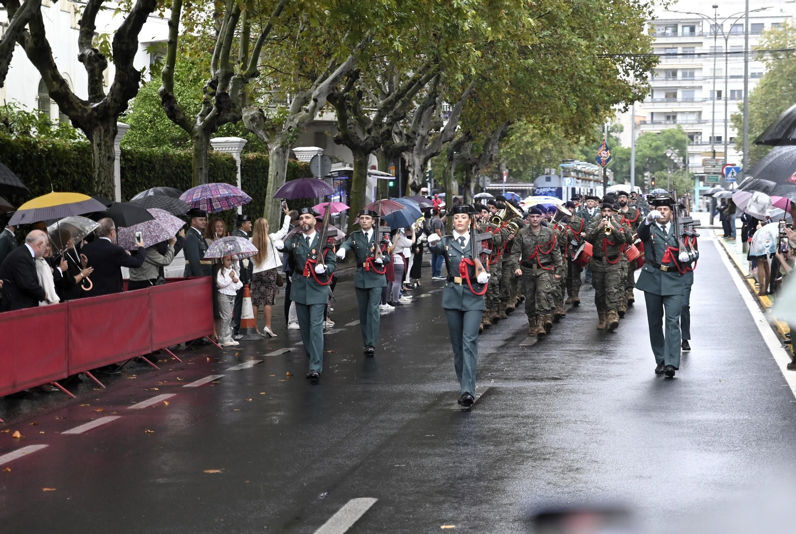 Las mejores fotos del Día de la Guardia Civil en Córdoba bajo la lluvia