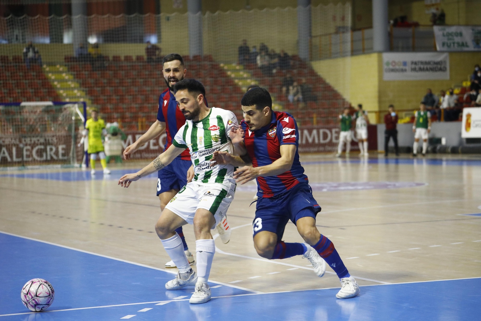 Las imágenes de la remontada del Córdoba Futsal ante el Levante