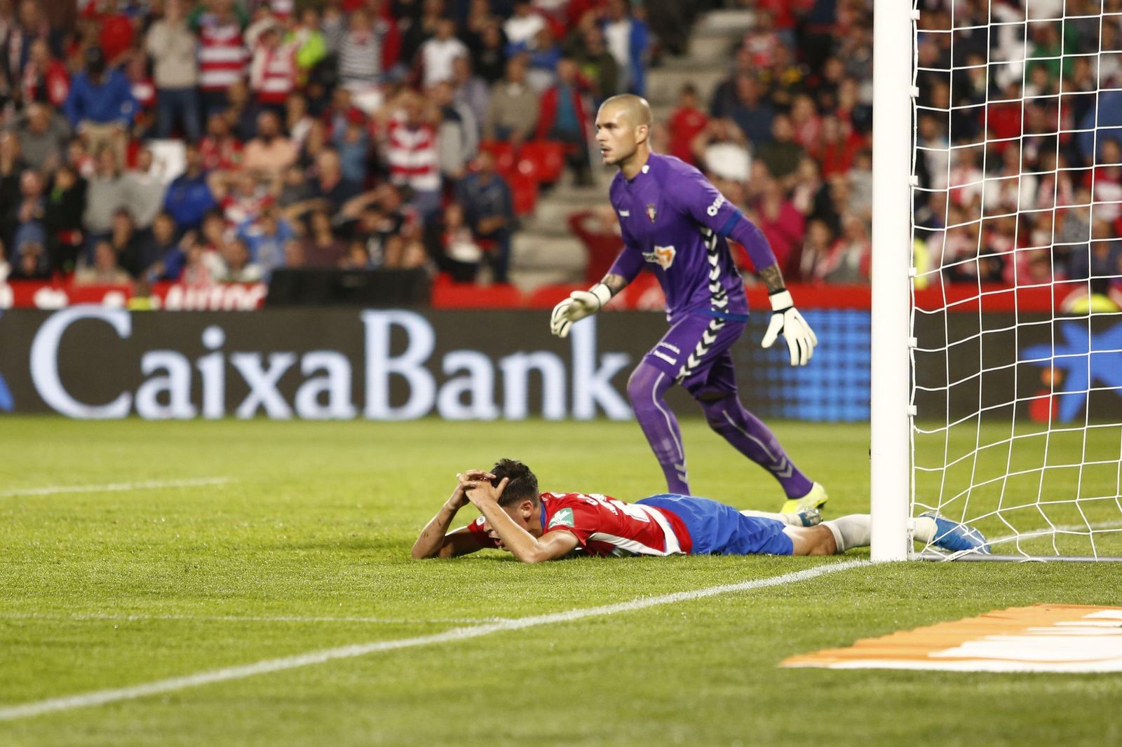 Carlos Fernández se lamenta tras no aprovechar su ocasión de oro