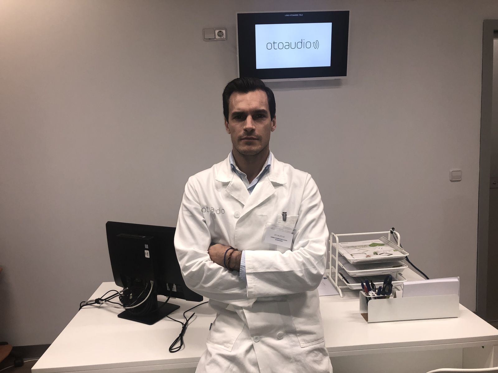 El audiólogo gaditano Gorka Rodríguez dirige la cátedra de Patología Auditiva en la UCAM de Murcia.