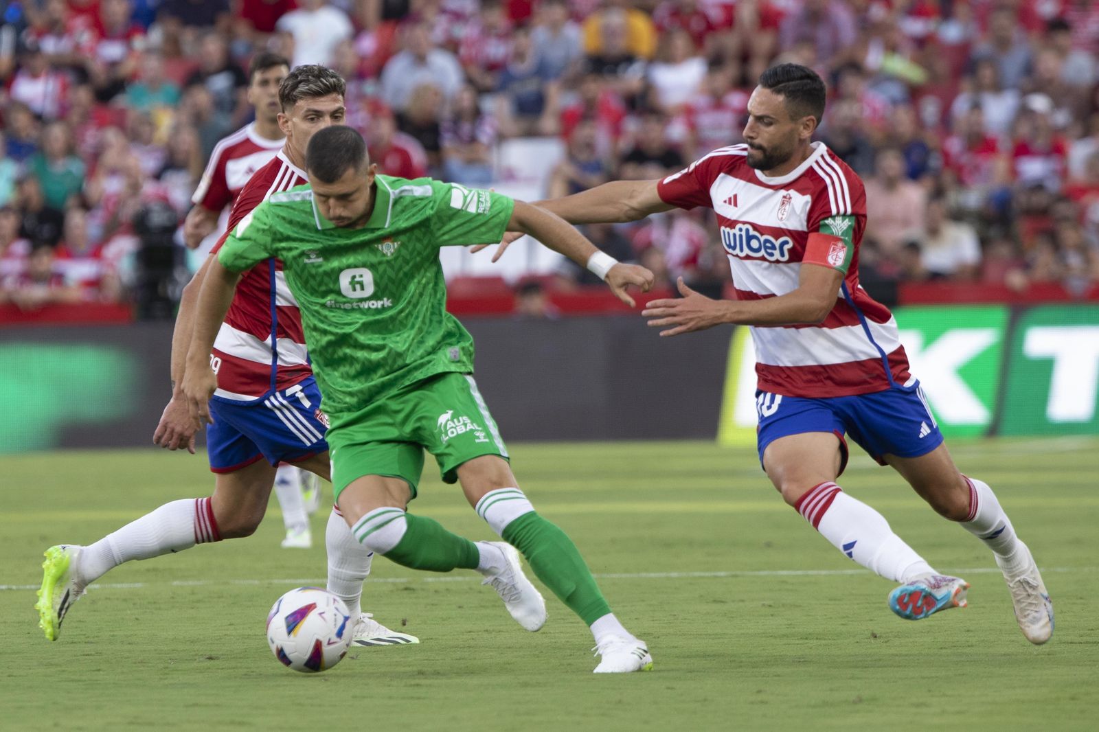 Las mejores imágenes del Granada CF - Real Betis