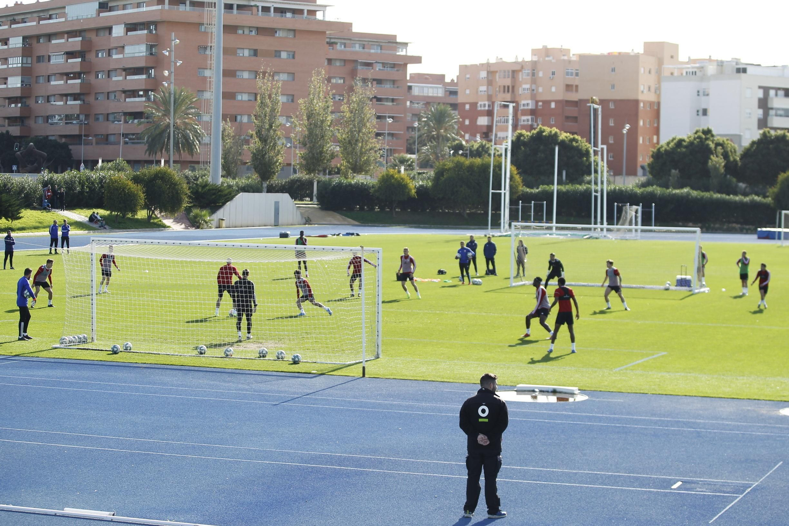 Fotogalería del entrenamiento de la UDA, 6-XII