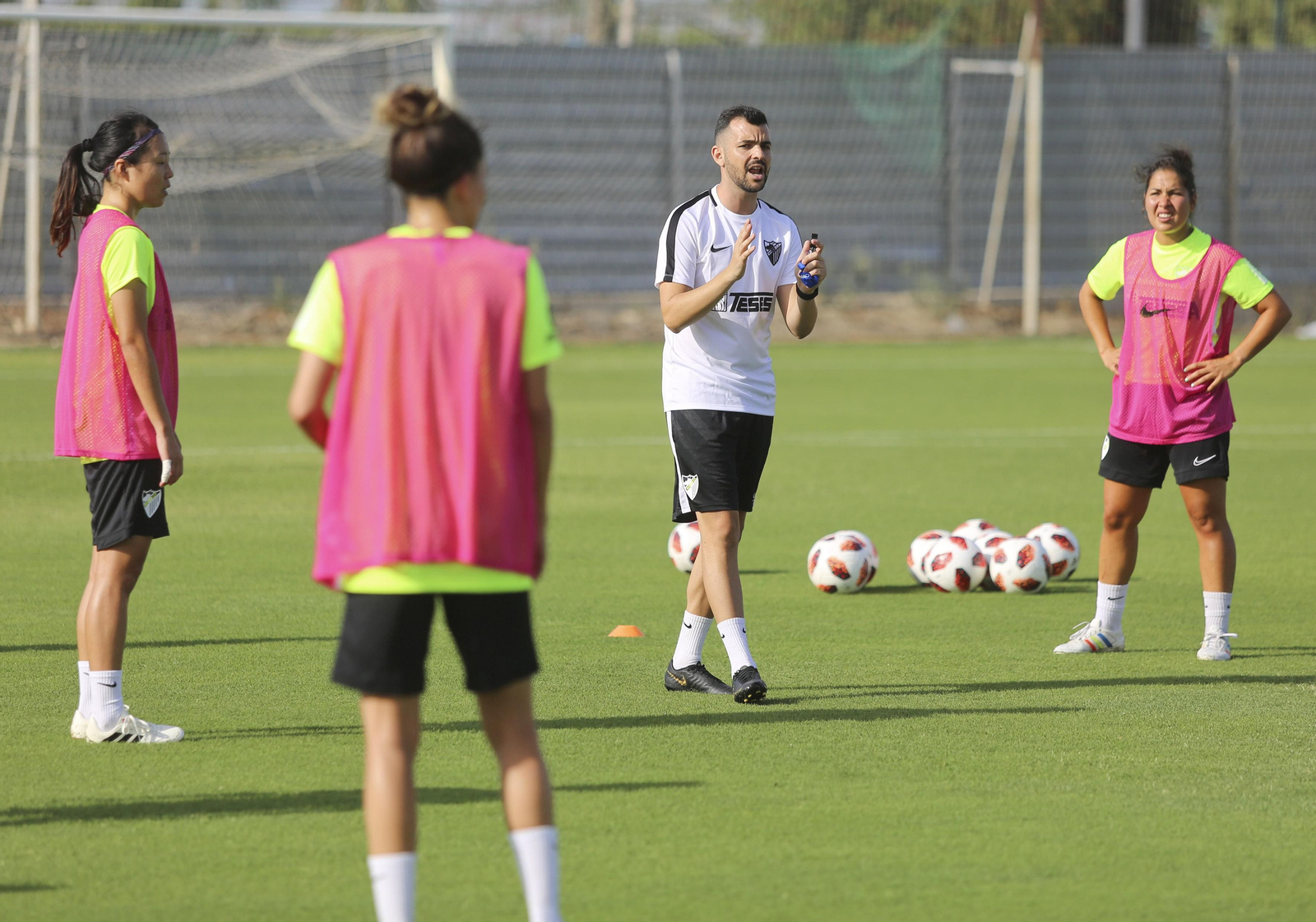 Las fotos del primer entrenamiento de pretemporada del Málaga Femenino