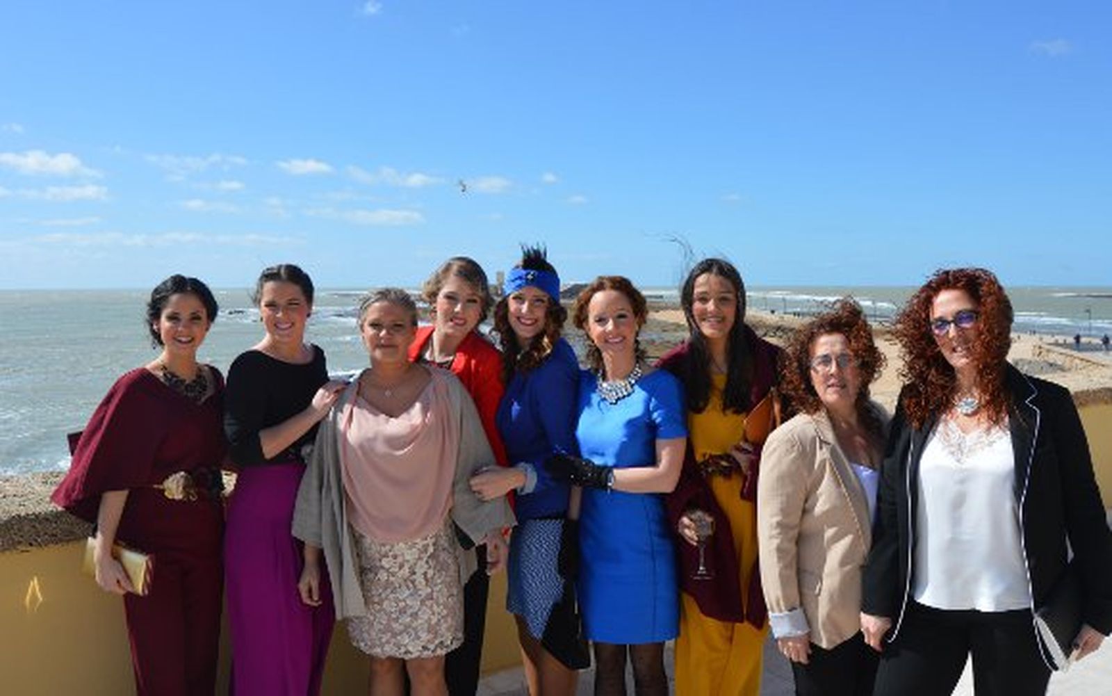 Leticia Ortega, Marina Gallardo, Mely Grosso, Sara Vizueta, Beatriz González, Rocío Suárez, Sara Álvarez y Carmen e Isabel Otero.

Foto: Ignacio Casas de Ciria