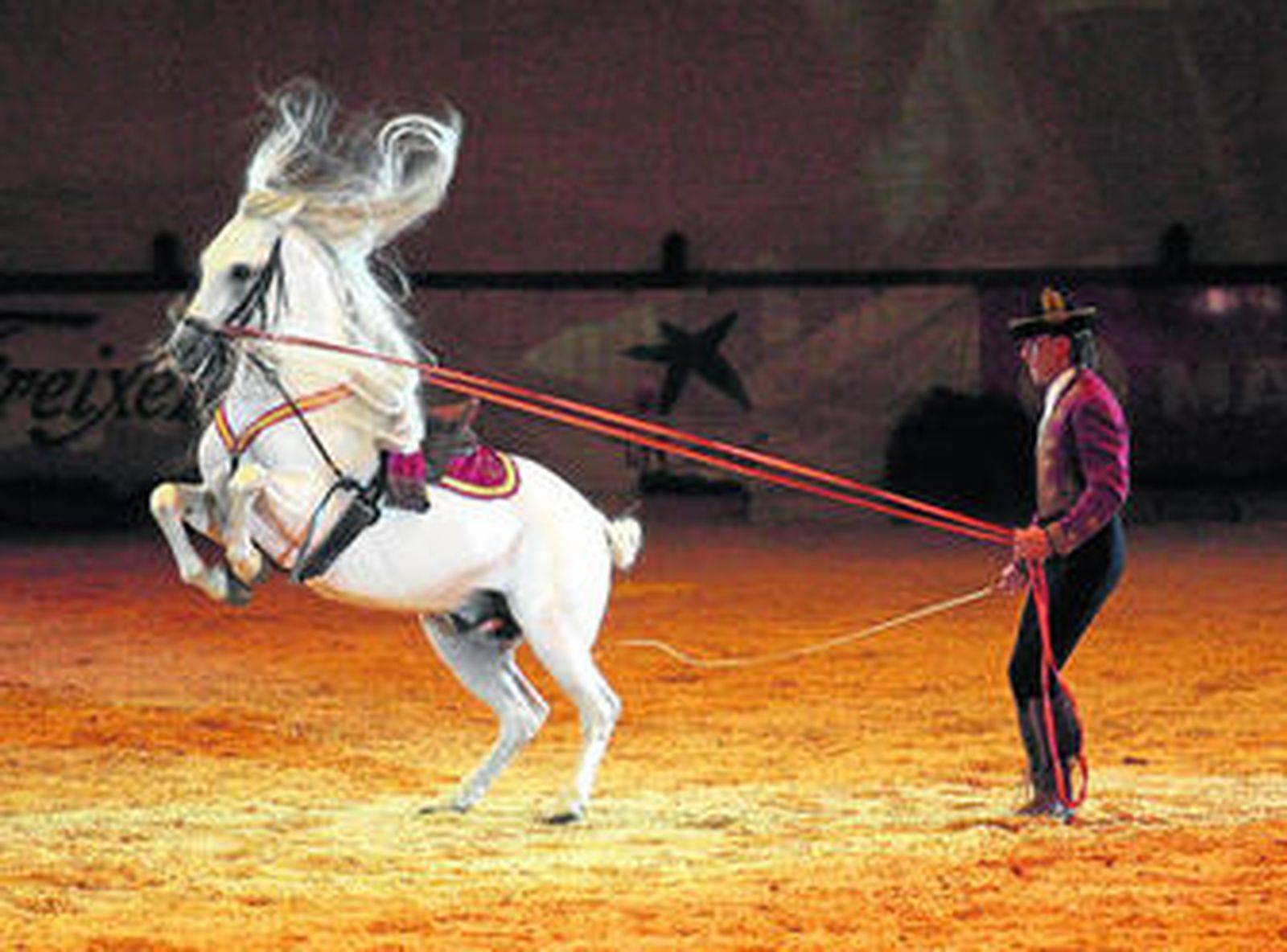 Espectáculo ecuestre de la inauguración de la edición anterior del Sicab.