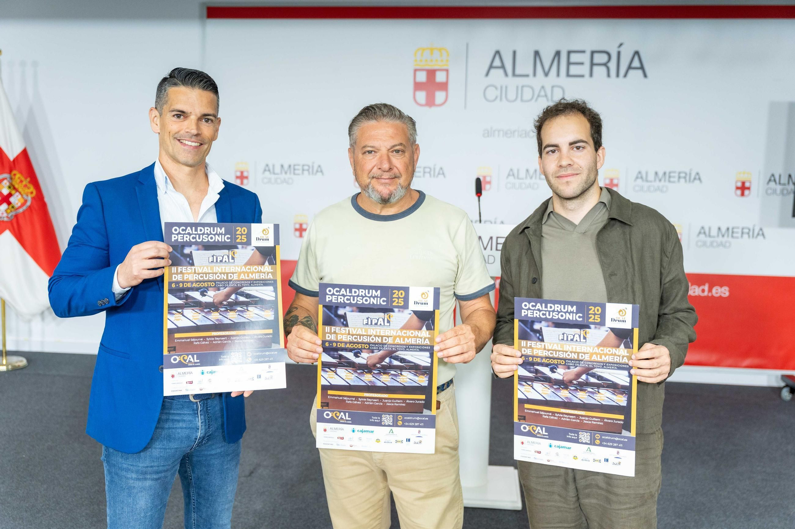 El concejal Diego Cruz acompañado de Álvaro Jurado y Domingo Escobar. El concejal Diego Cruz acompañado de Álvaro Jurado y Domingo Escobar.