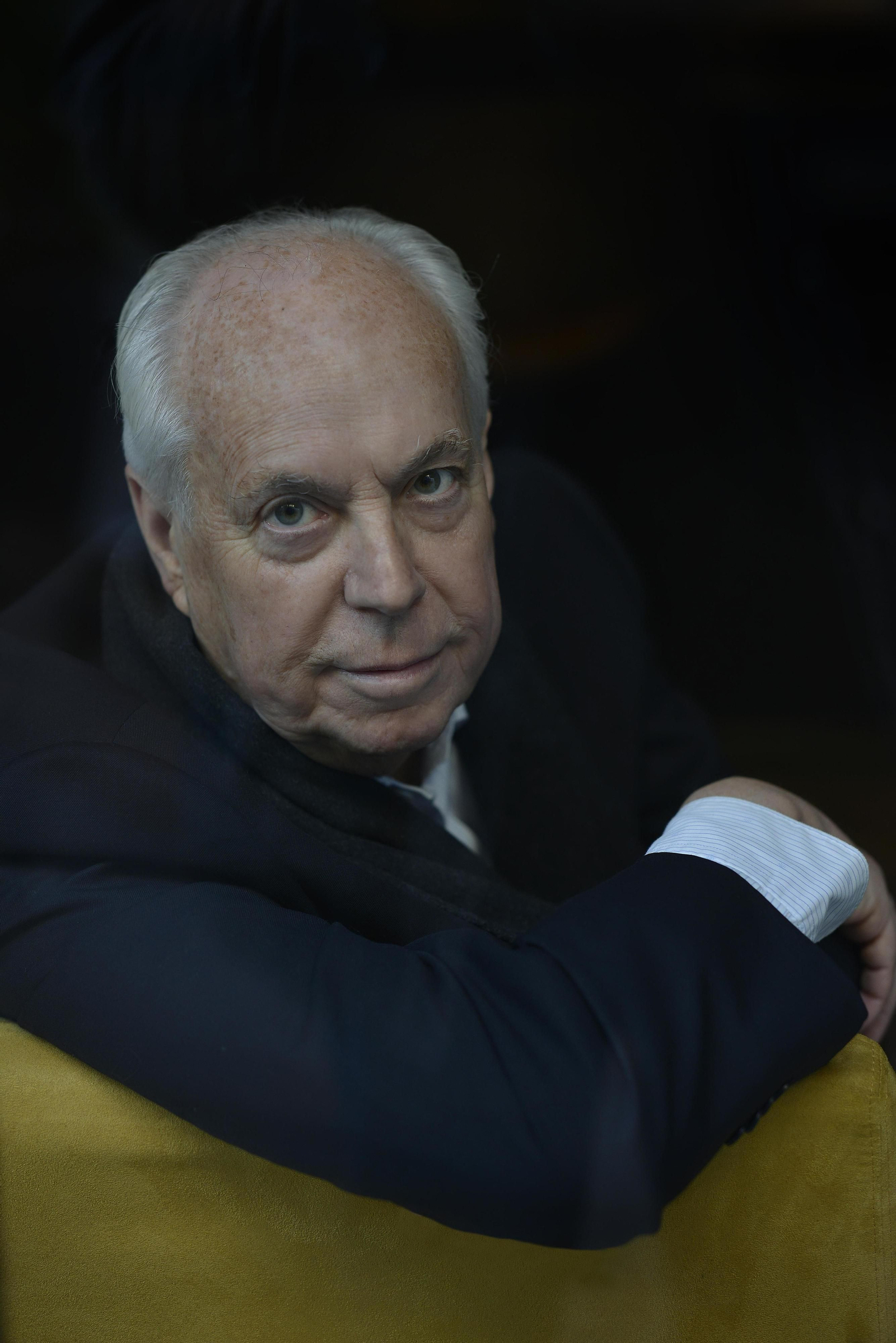 Eduardo Mendicutti (Sanlúcar de Barrameda, 1948) presentó su libro en Sevilla con el Centro Andaluz de las Letras.