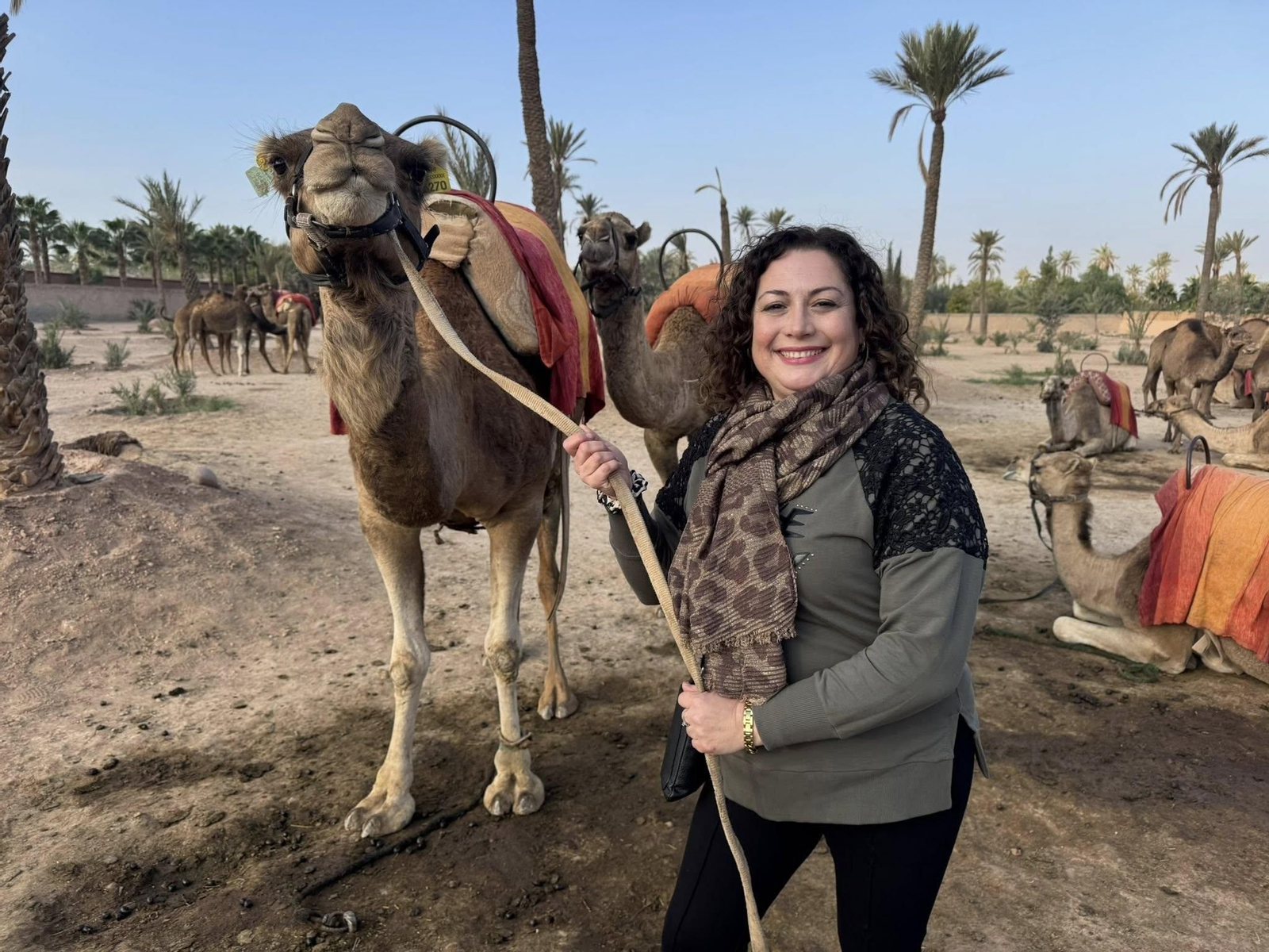Medio centenar de mujeres vicarias se empapa de la cultura marroquí en un viaje para el recuerdo