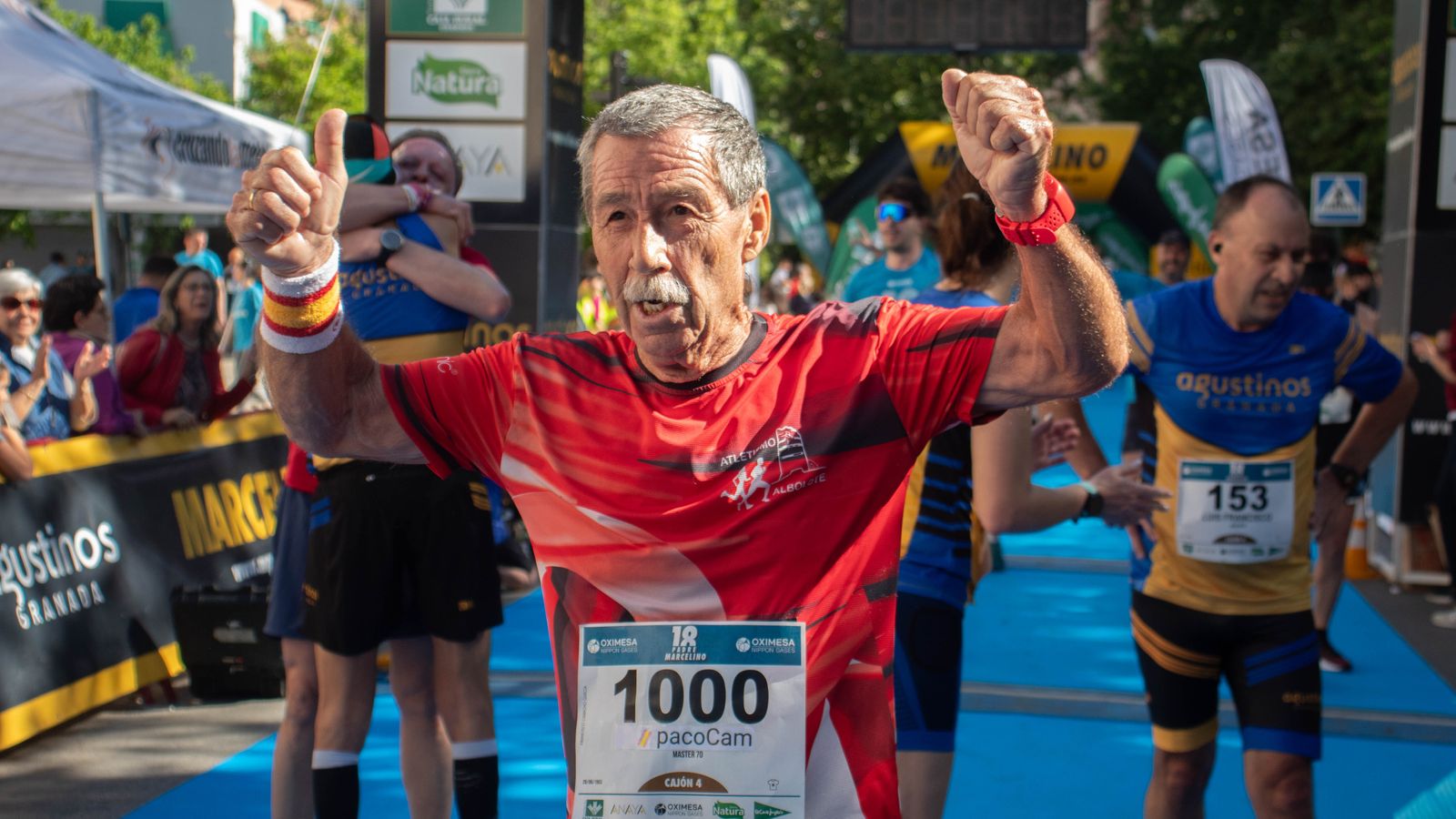 Los participantes desafiaron su capacidad física durante esta tradicional carrera.