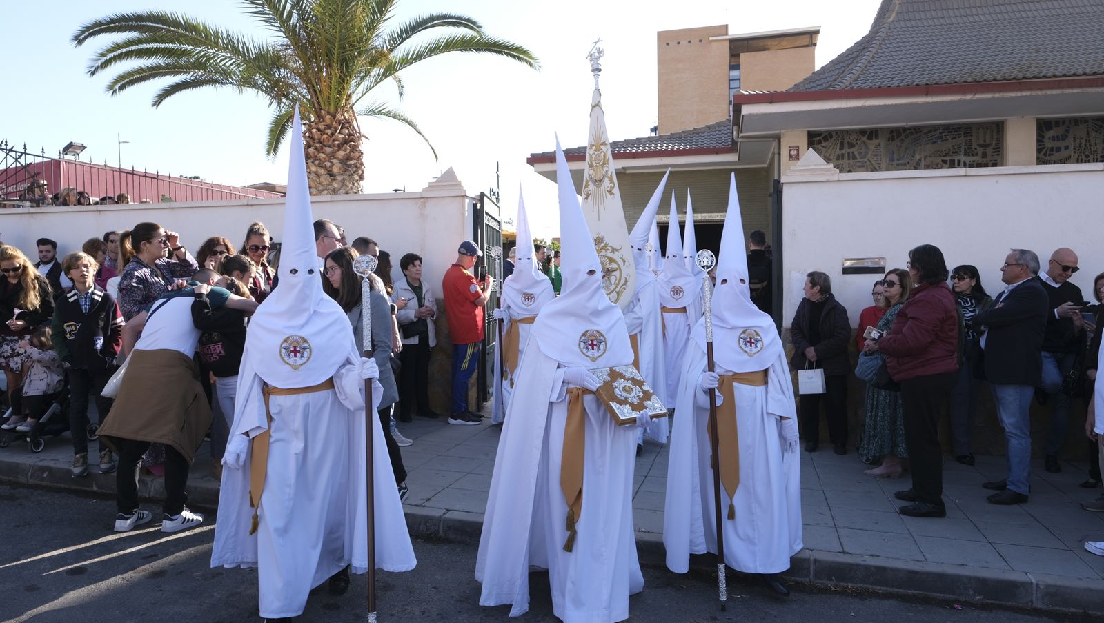 Procesión de Jesucristo Resucitado en Almería, en imágenes