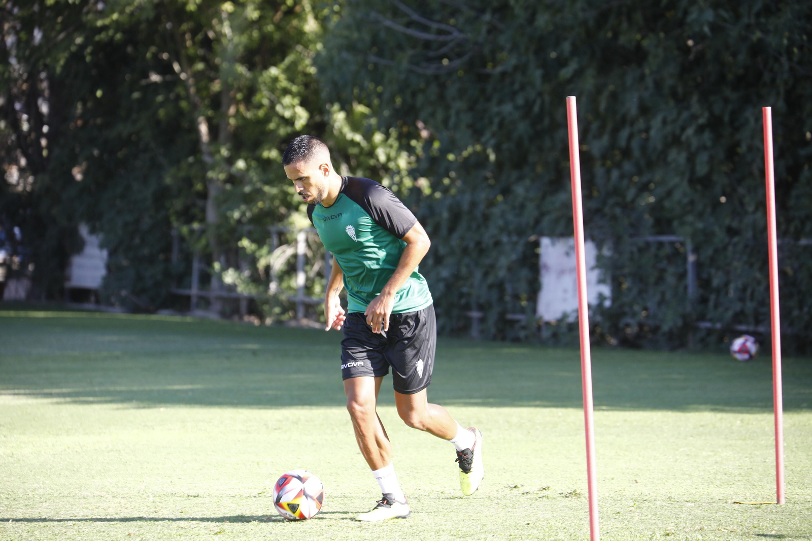 El primer entrenamiento de Recio con el Córdoba CF, en imágenes