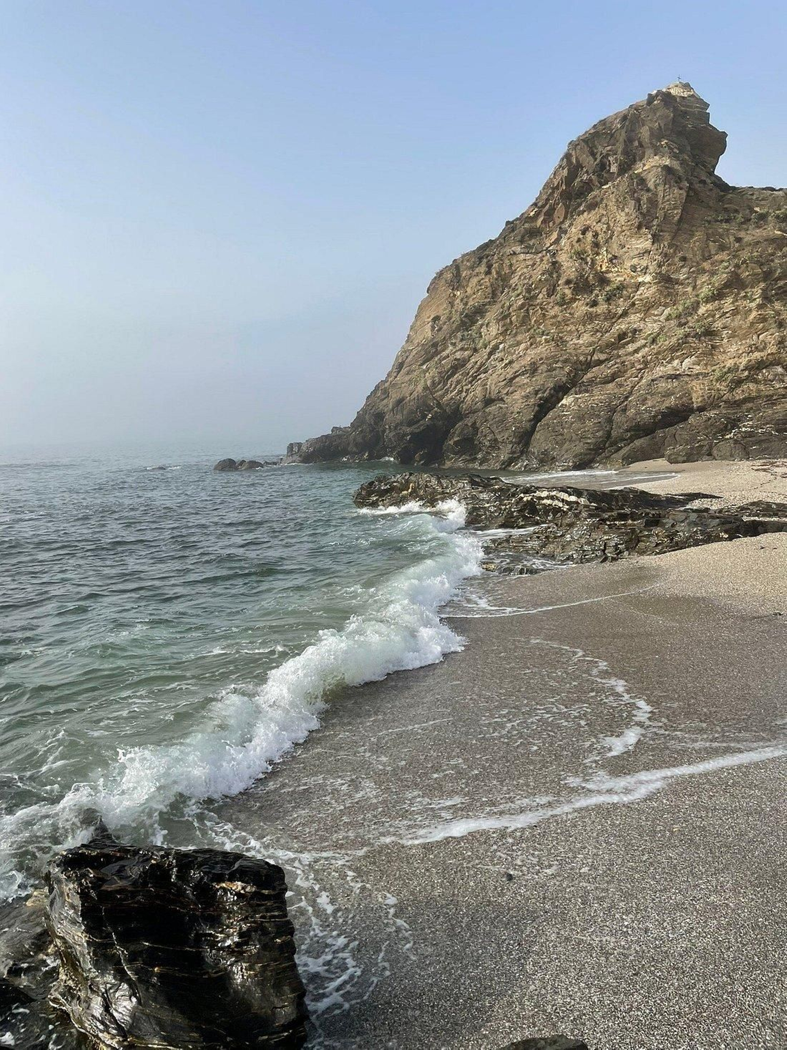 La Playa Peñón del Cura, en Las Lagunas de Mijas. La Playa Peñón del Cura, en Las Lagunas de Mijas.