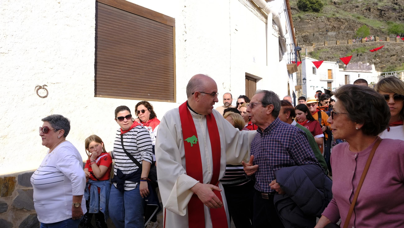 Los toros ensogados de Ohanes, en imágenes