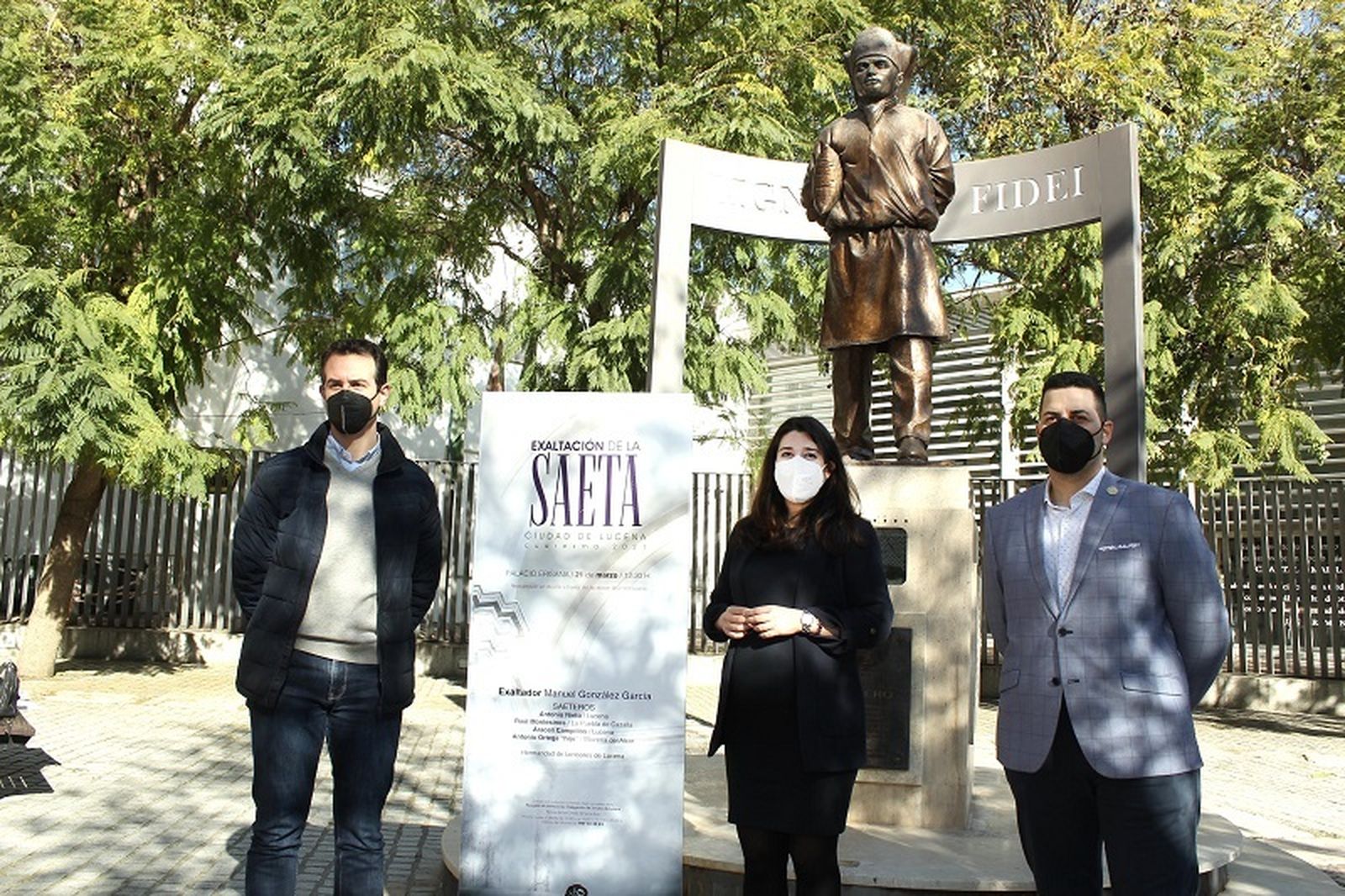 Manuel González, Teresa Alonso y Eduardo García, en la presentación de la Exaltación de la Saeta.