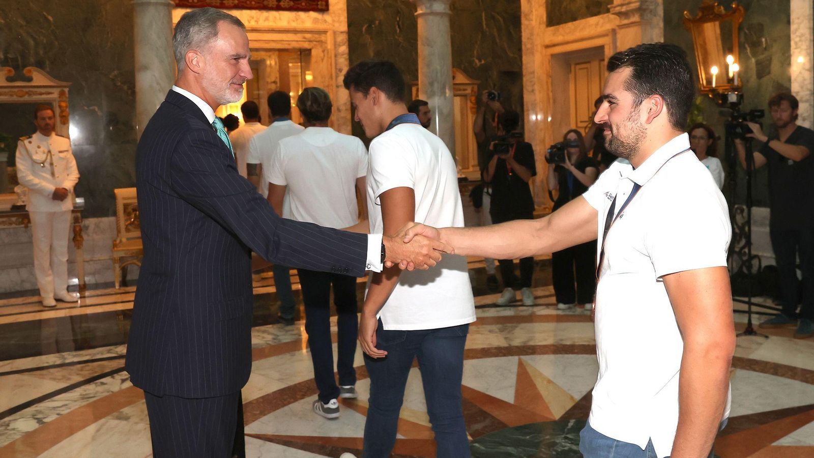 Alberto Barroso junto a Felipe Vl