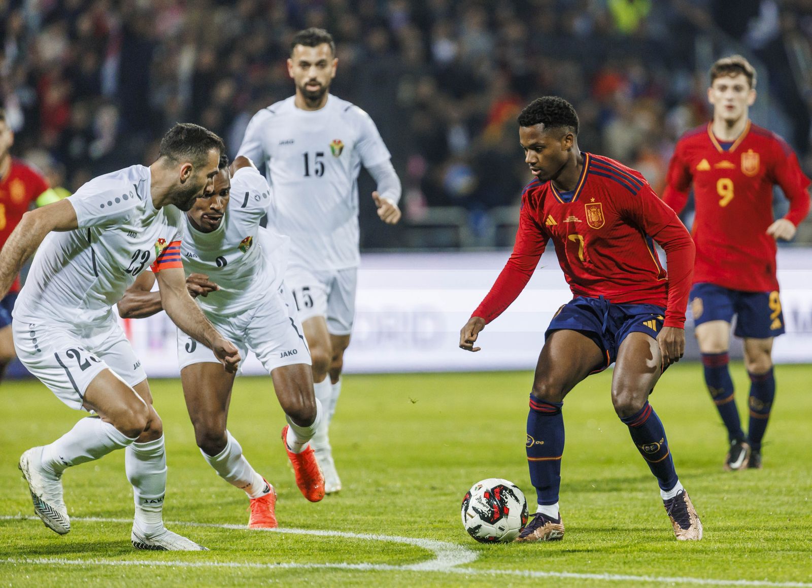 Las imágenes del Jordania - España previo al Mundial de Qatar