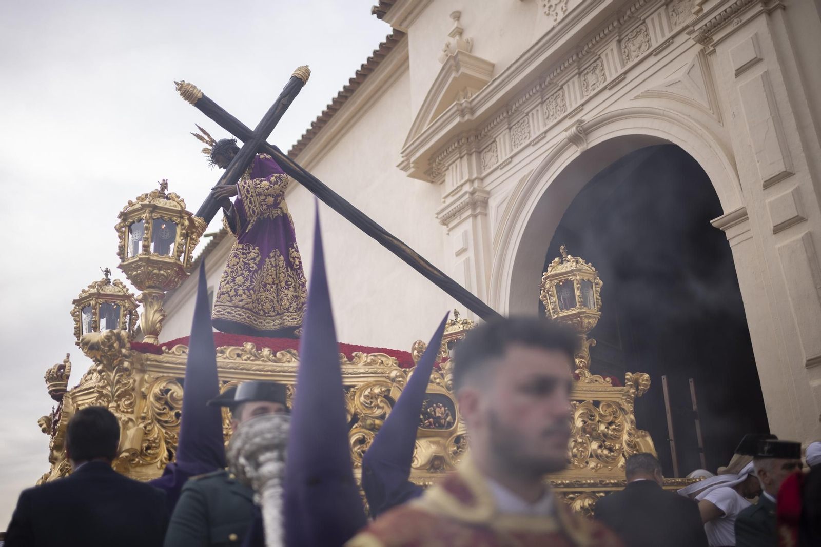 Martes Santo: Hermandad de Pasión de Huelva, en imágenes