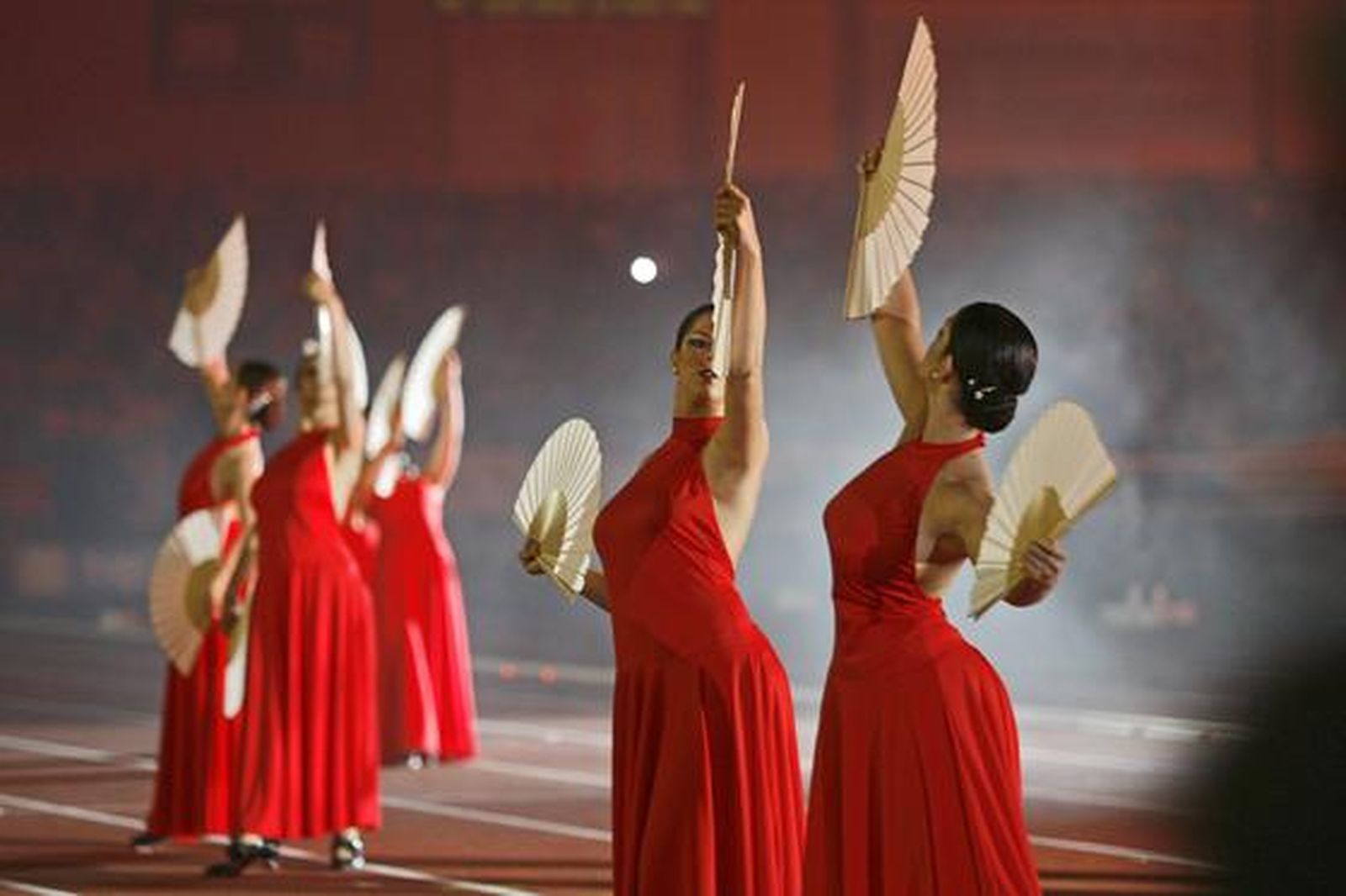 Luz y color en Bahía Sur en la ceremonia de apertura de los XIV Juegos Iberoamericanos San Fernando 2010. 

Foto: Elias Pimentel y Joaquin Pino