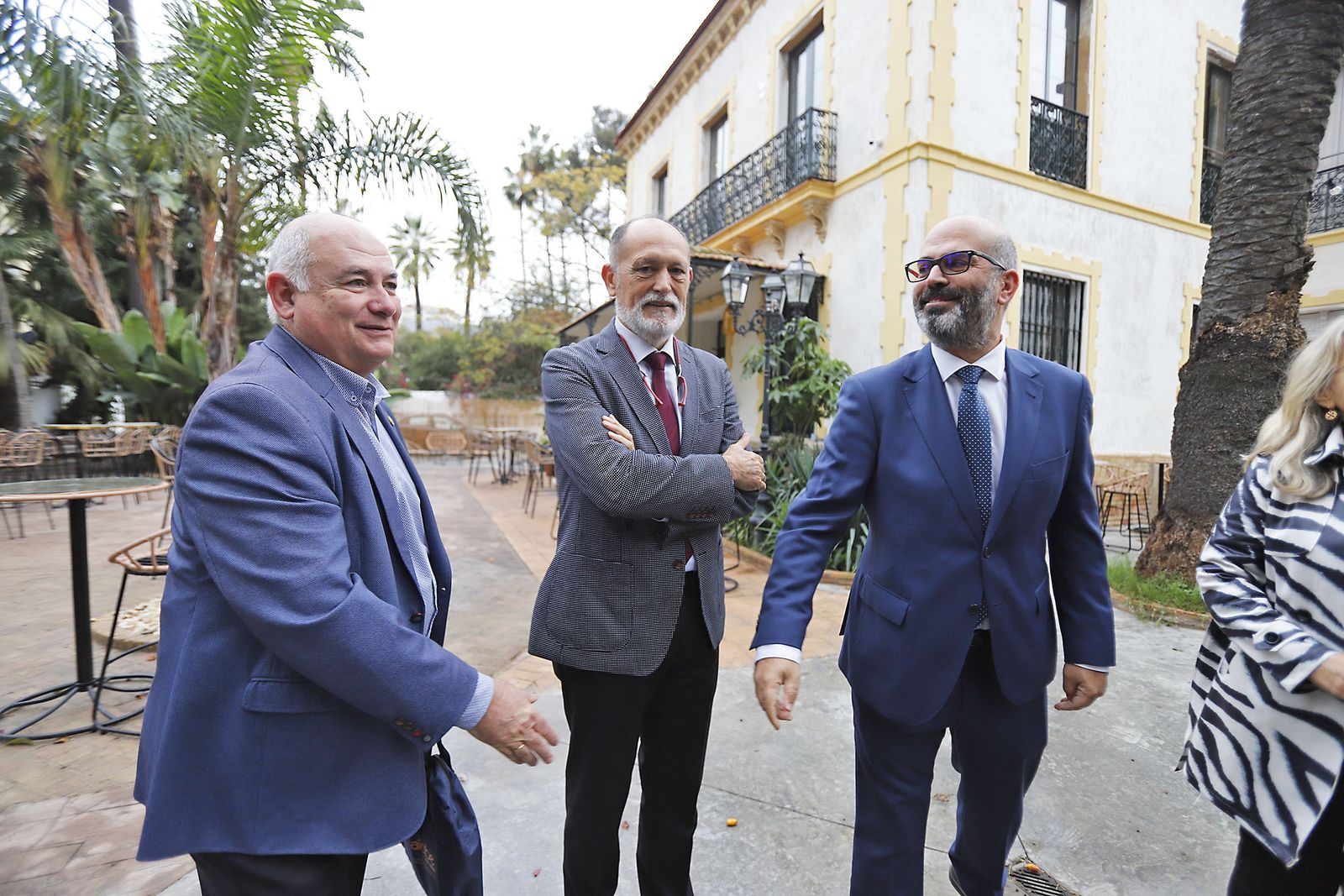 Imágenes de la recepción del Foro Gerardo Rojas de Huelva Información