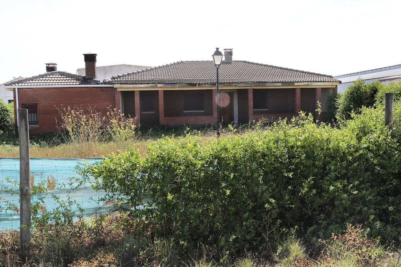 La granja de 43.000 metros cuadrados a subasta por 1 euro