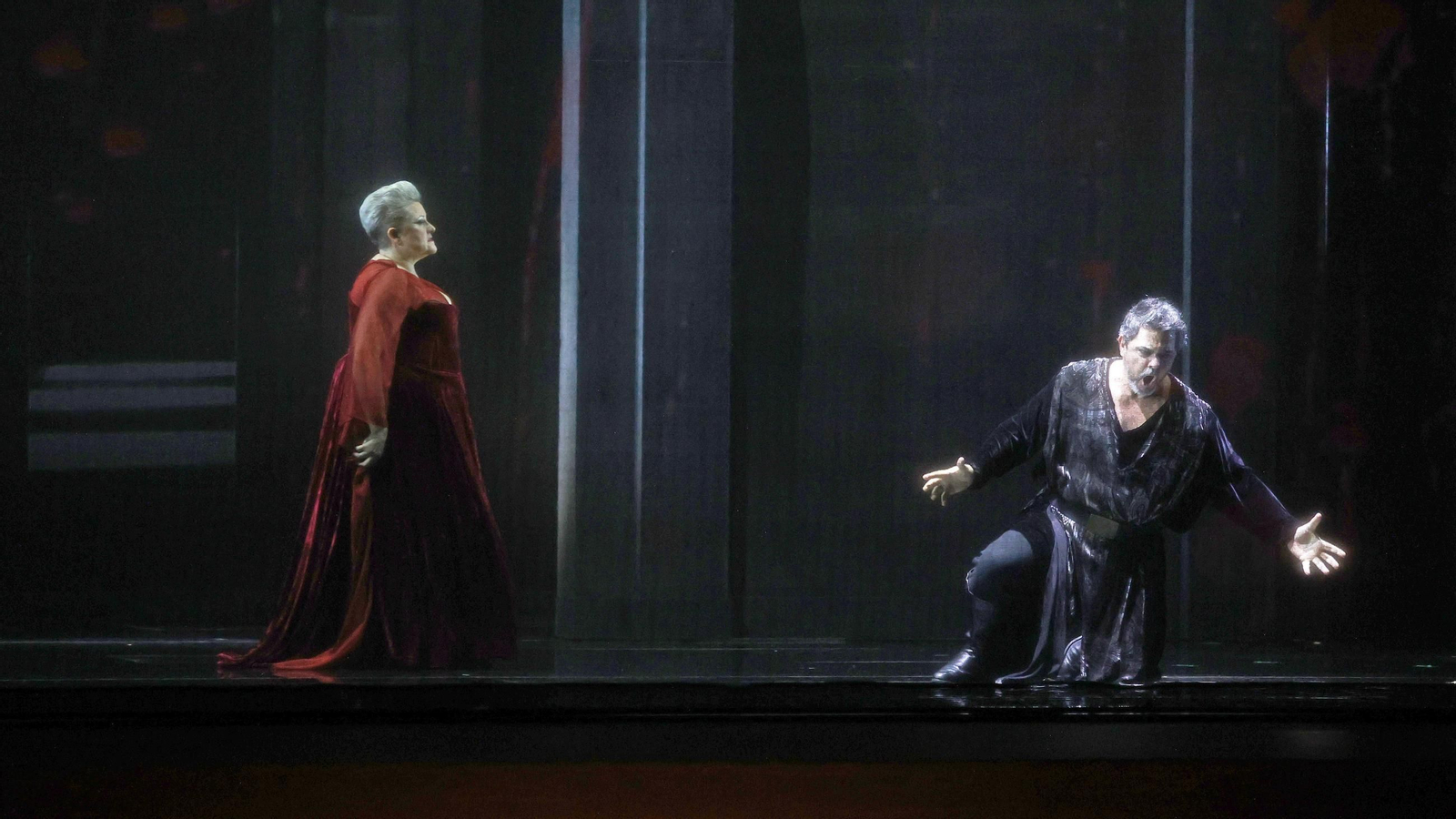 Imágenes de la ópera Macbeth en el Teatro Villamarta de Jerez