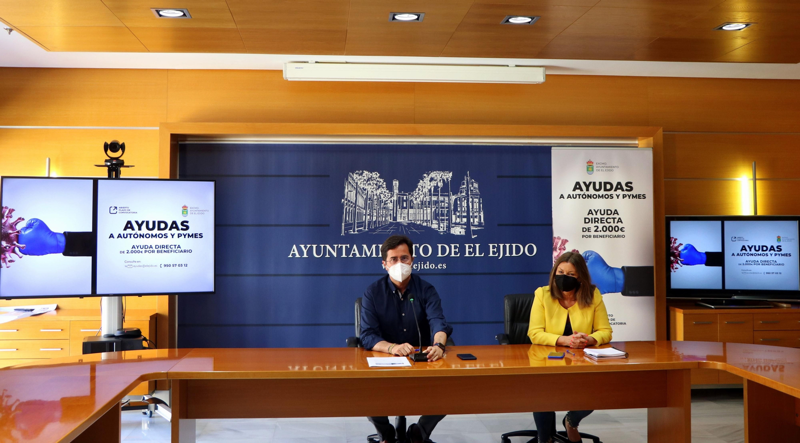 Presentación del plan de ayuda a autónomos y pymes de El Ejido.