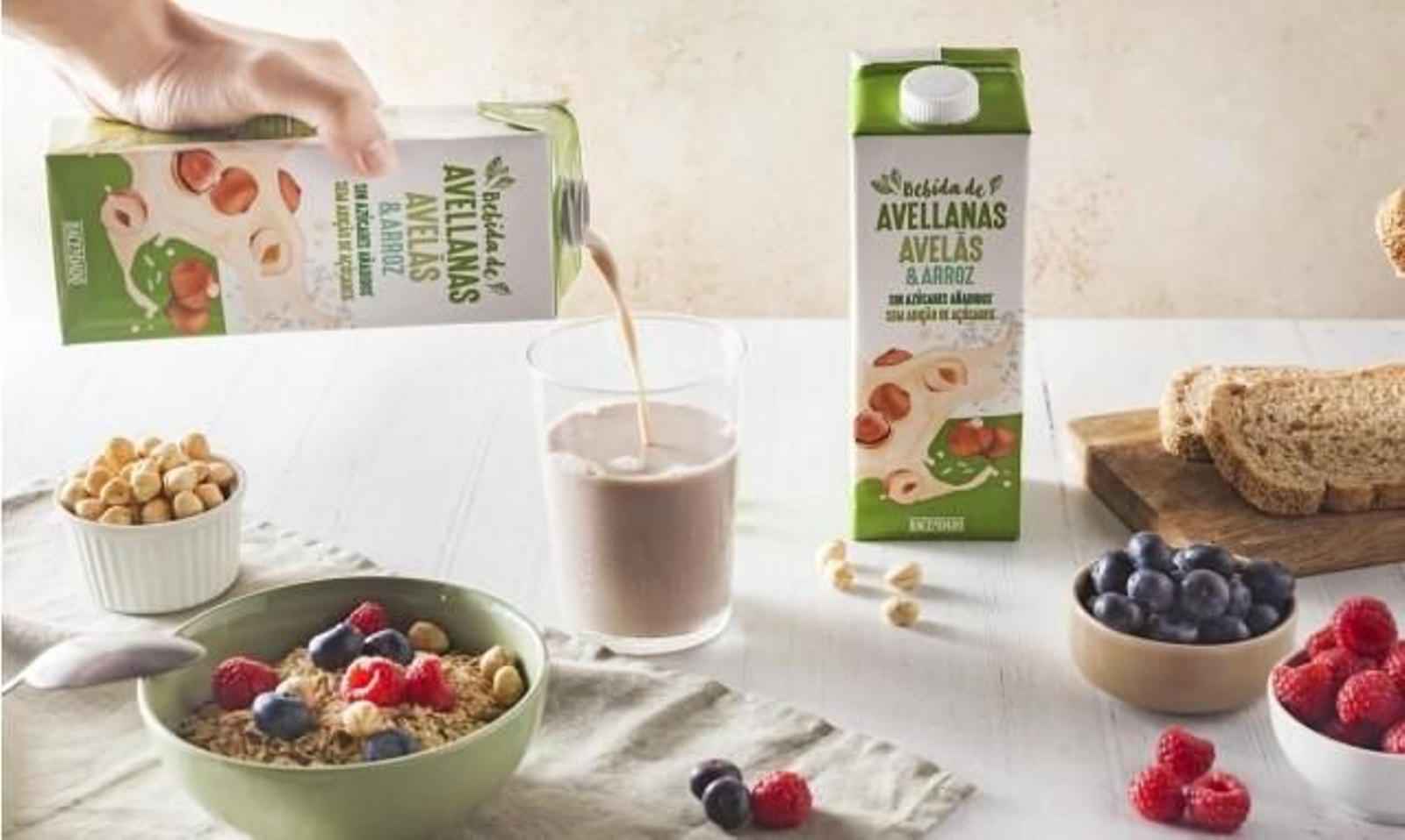 Mercadona incorpora una nueva bebida de avellanas y arroz con sabor a bombón