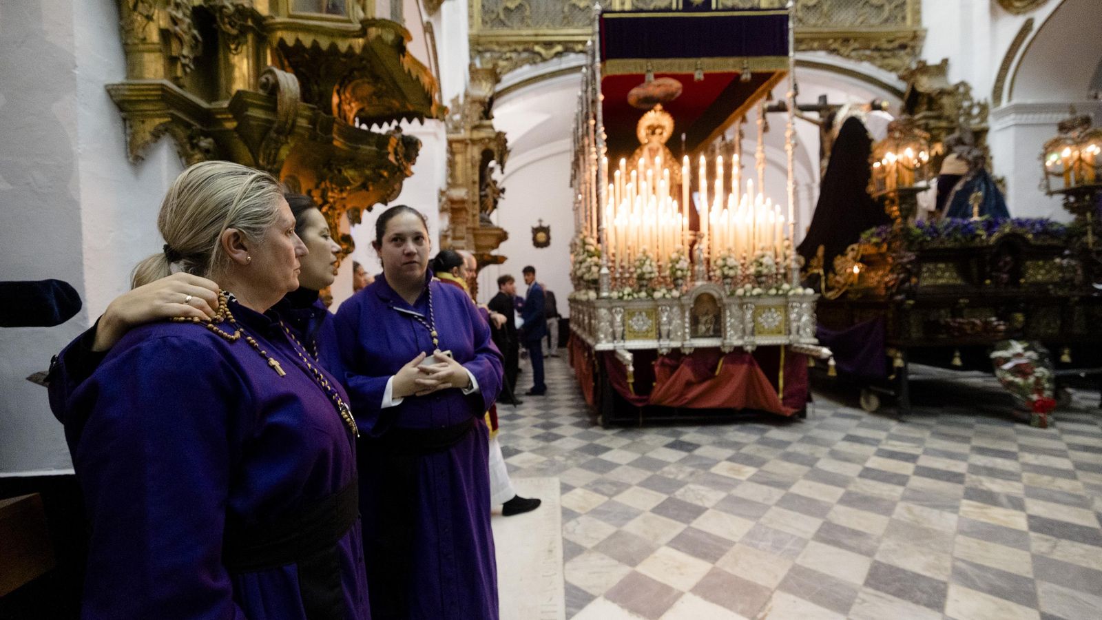 Las imágenes de la cofradía de Piedad este Martes Santo en la Semana Santa de Cádiz de 2024