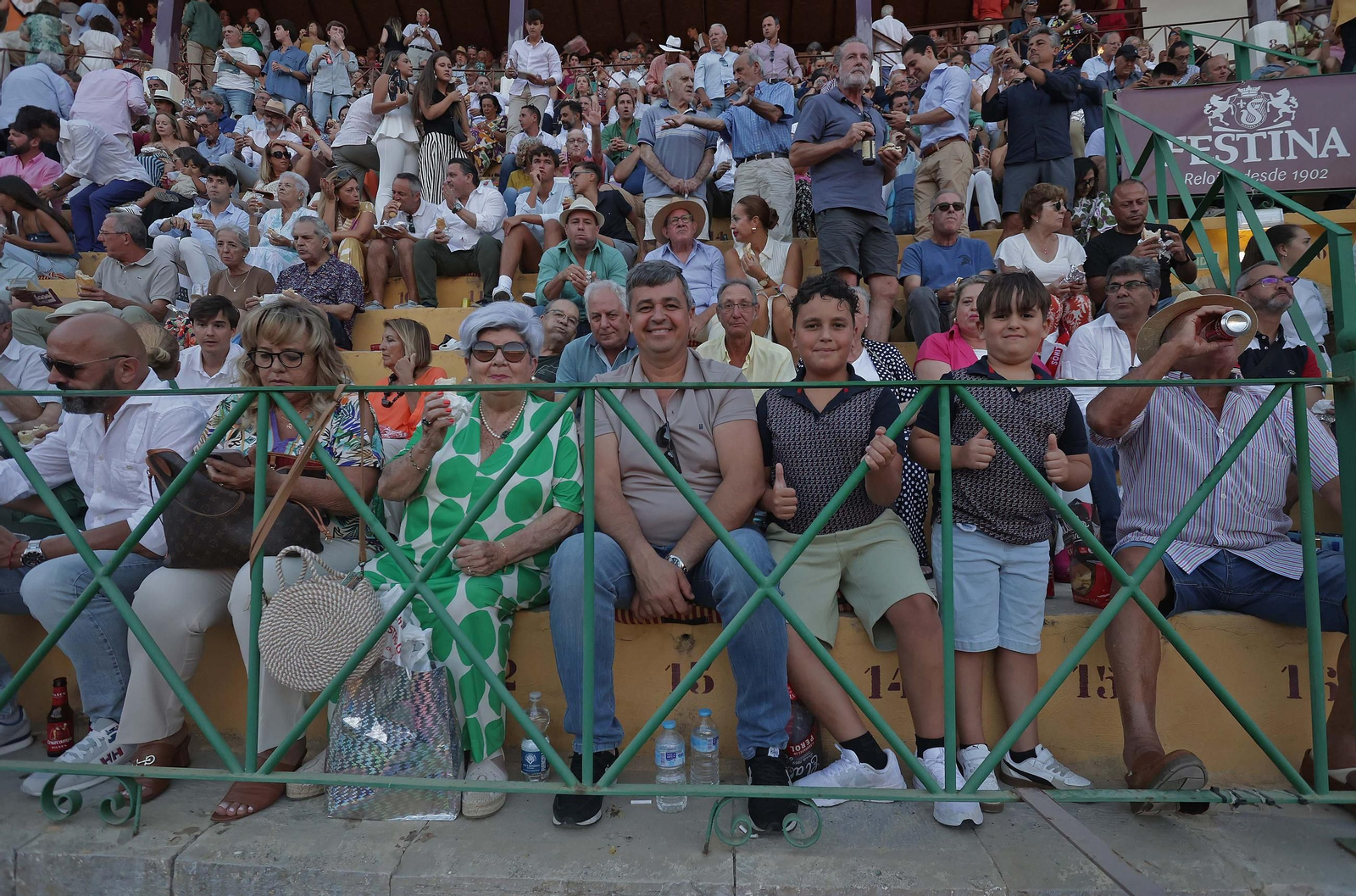 Búscate en la Plaza de Toros 'El Arenal' durante la corrida del viernes de la Feria de La Línea