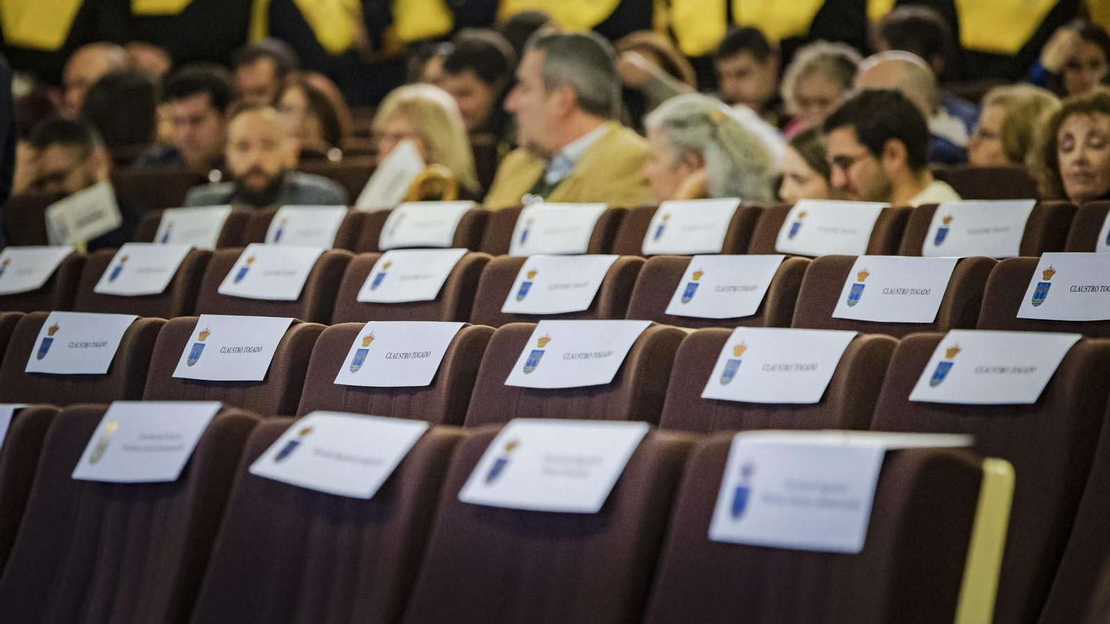 Las mejores imágenes del acto de investidura de doctorados por la UCA