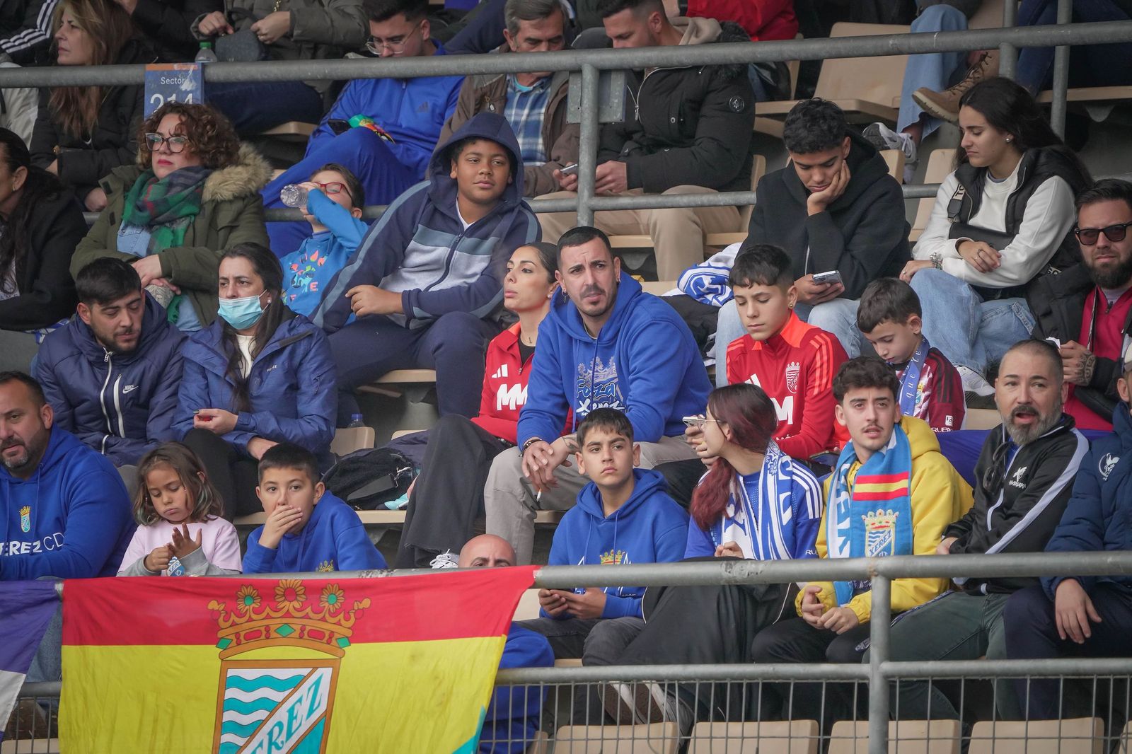 Búscate en el partido del Xerez CD - UD Melilla