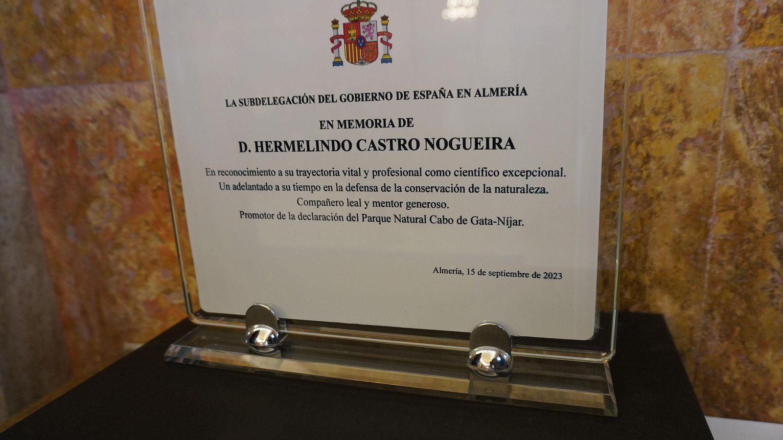 Recuerdo a Hermelindo Castro.