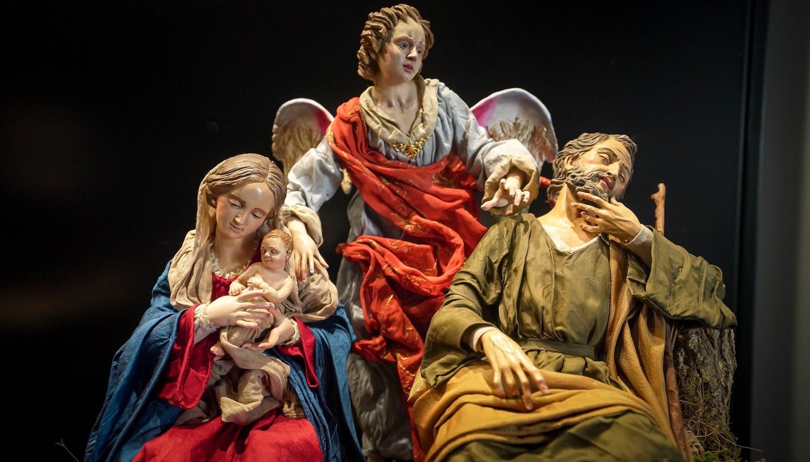 Imágenes de la exposición '50 Navidades montando el Belén' en Jerez