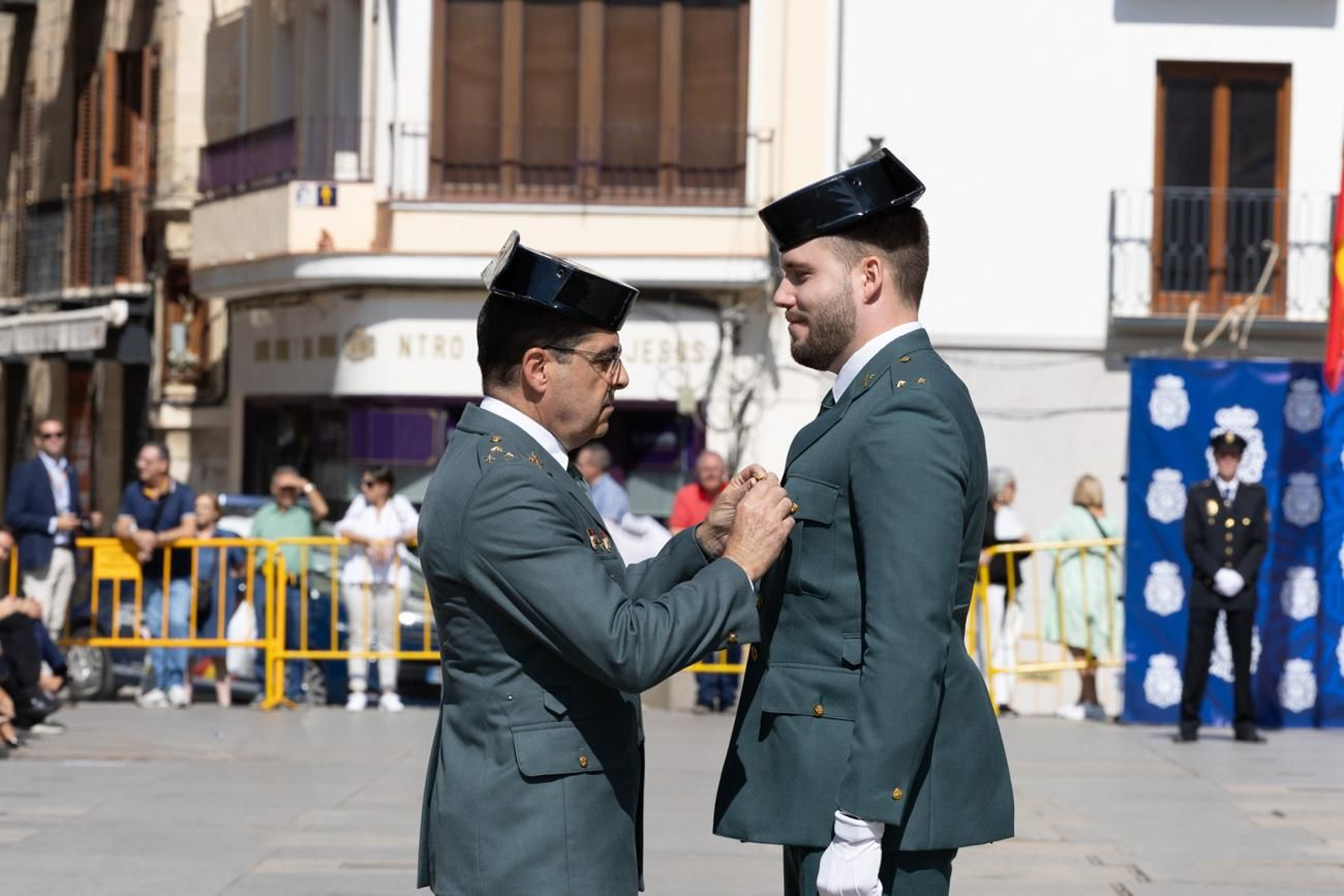 Acto por el día de la Policía Nacional, con motivo de la festividad los Santos Ángeles Custodios