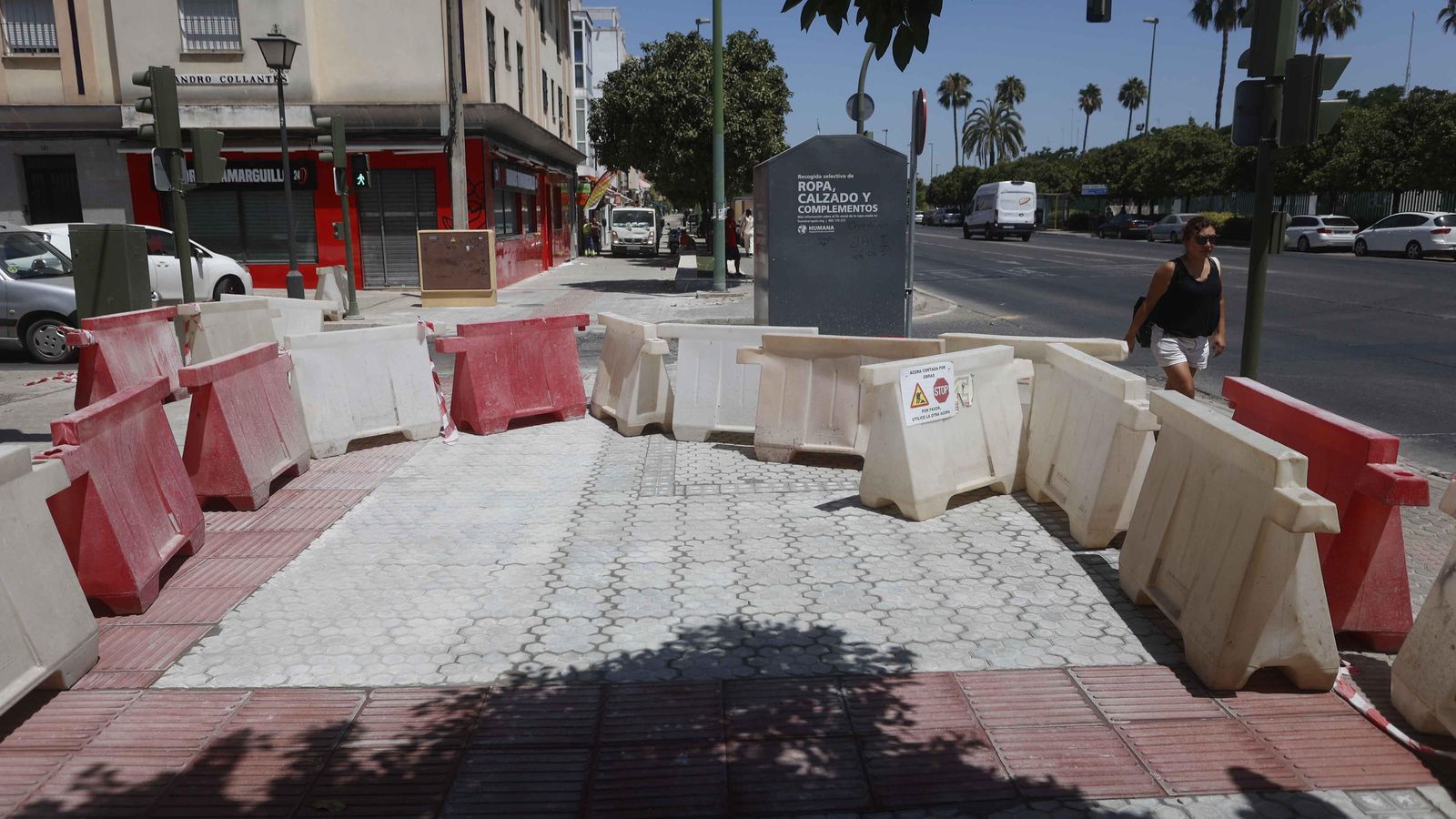 Obras en la calle Clemente Hidalgo.