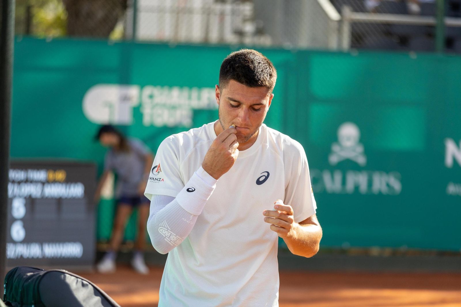 Llamas-López - Puyol-Mansilla  (4).jpg