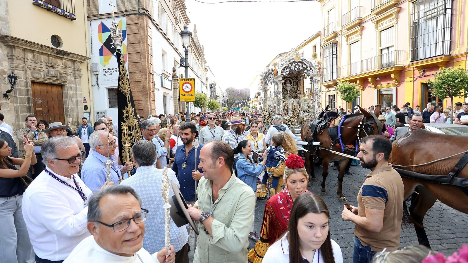 Así fue la salida de la Hdad del Rocío de Jerez