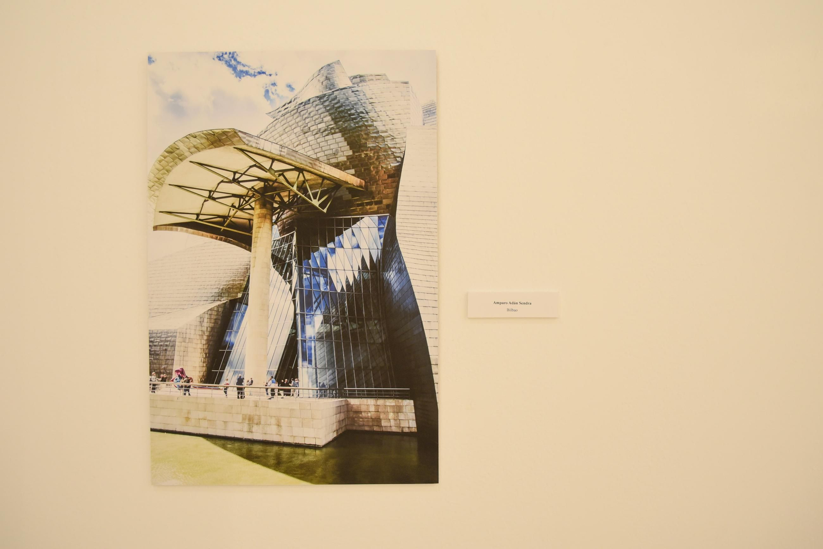 Fotos de la exposición colectiva de fotografías de Afal en La Línea