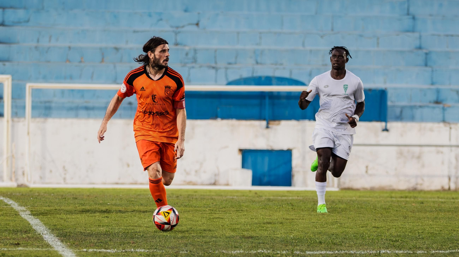 Las imágenes del triunfo del Xerez CD en el Trofeo Antonio Moure