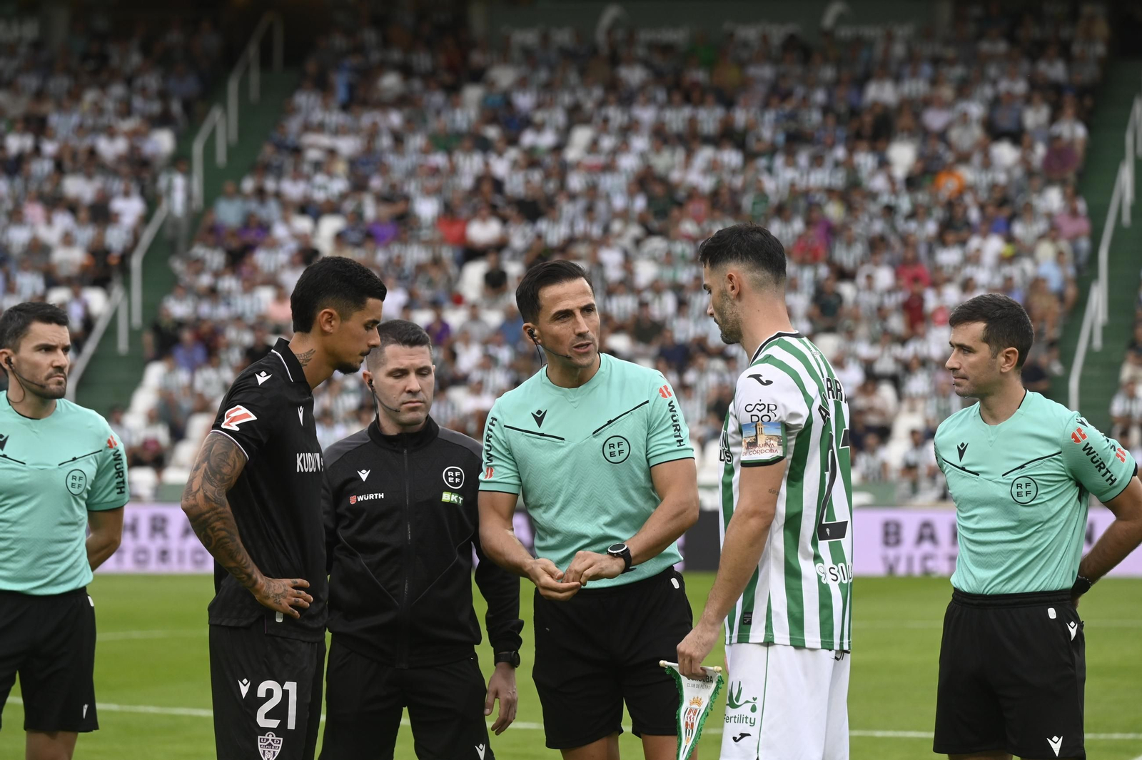 Las mejores fotos del derbi andaluz entre el Córdoba CF y el Almería