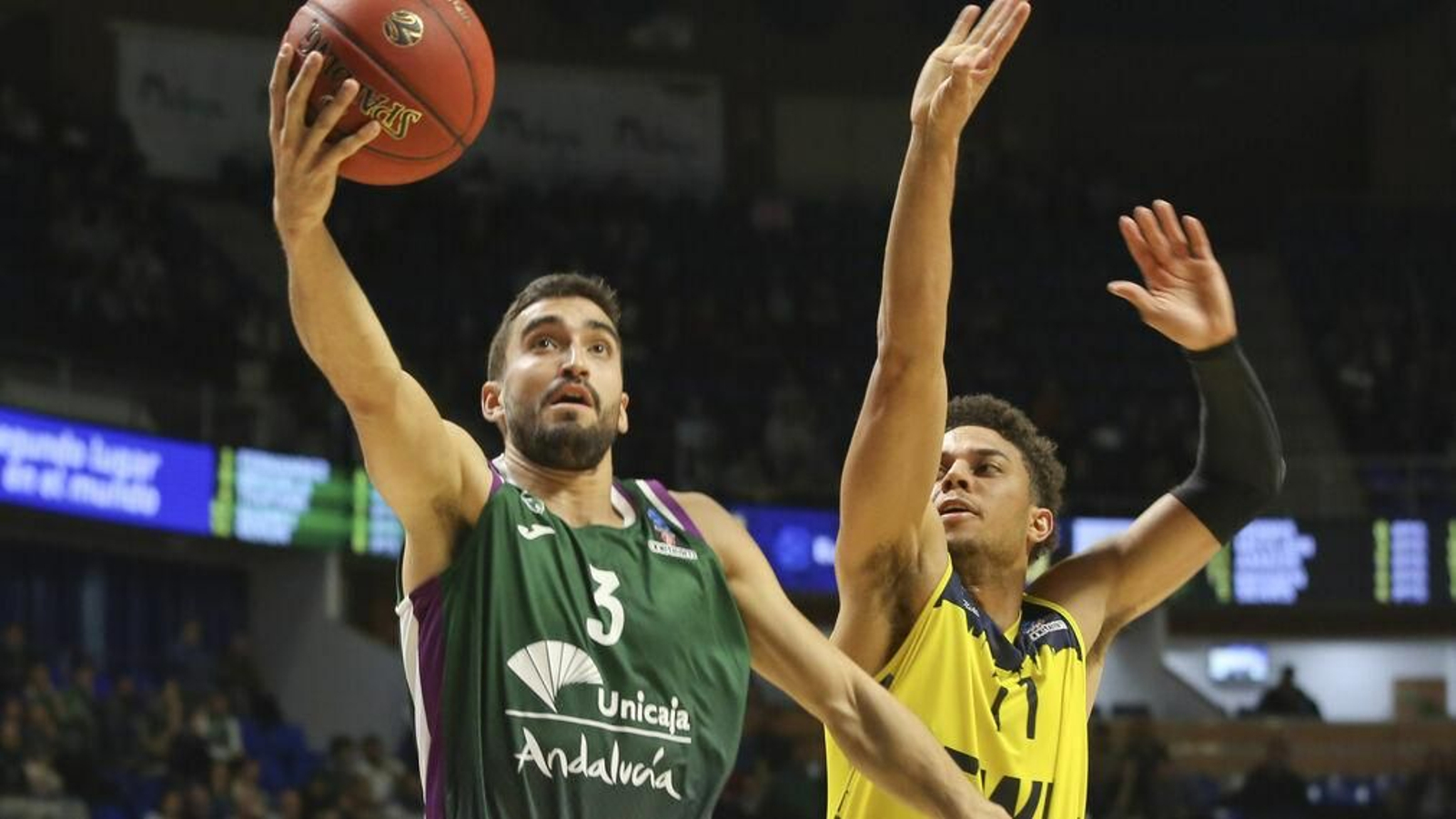 Jaime, en una penetración a canasta.