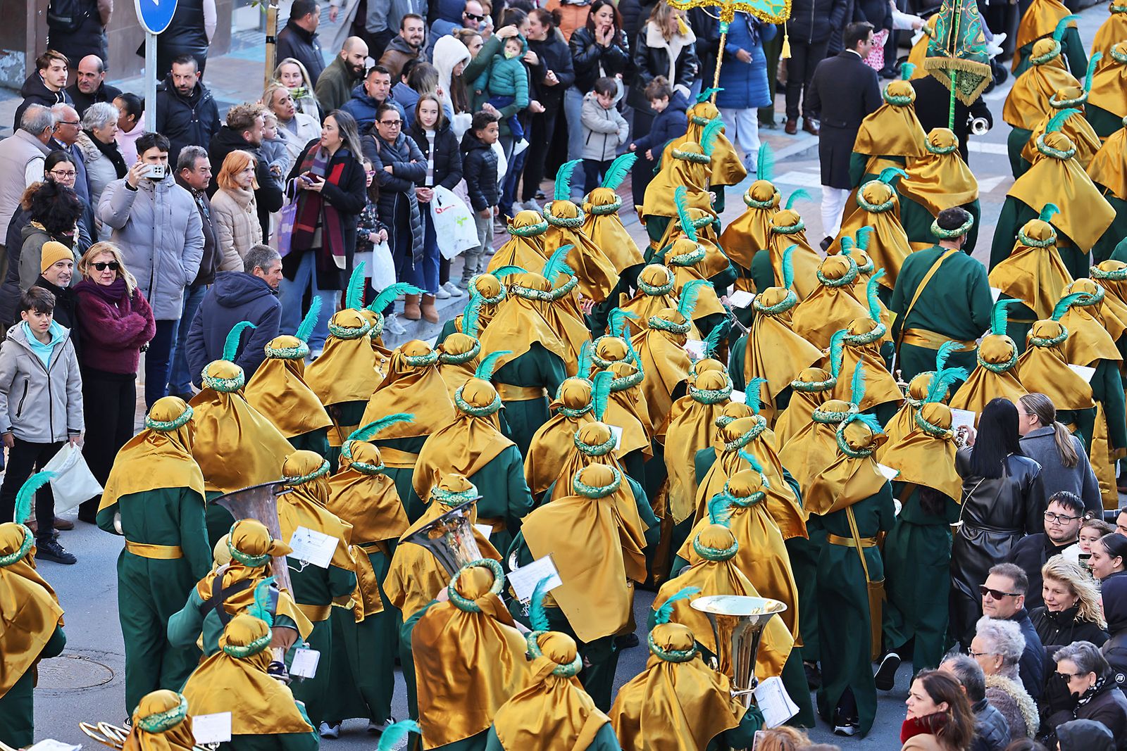 Las mejores fotografías de la salida y recorrido de la cabalgata de Reyes Magos 2026