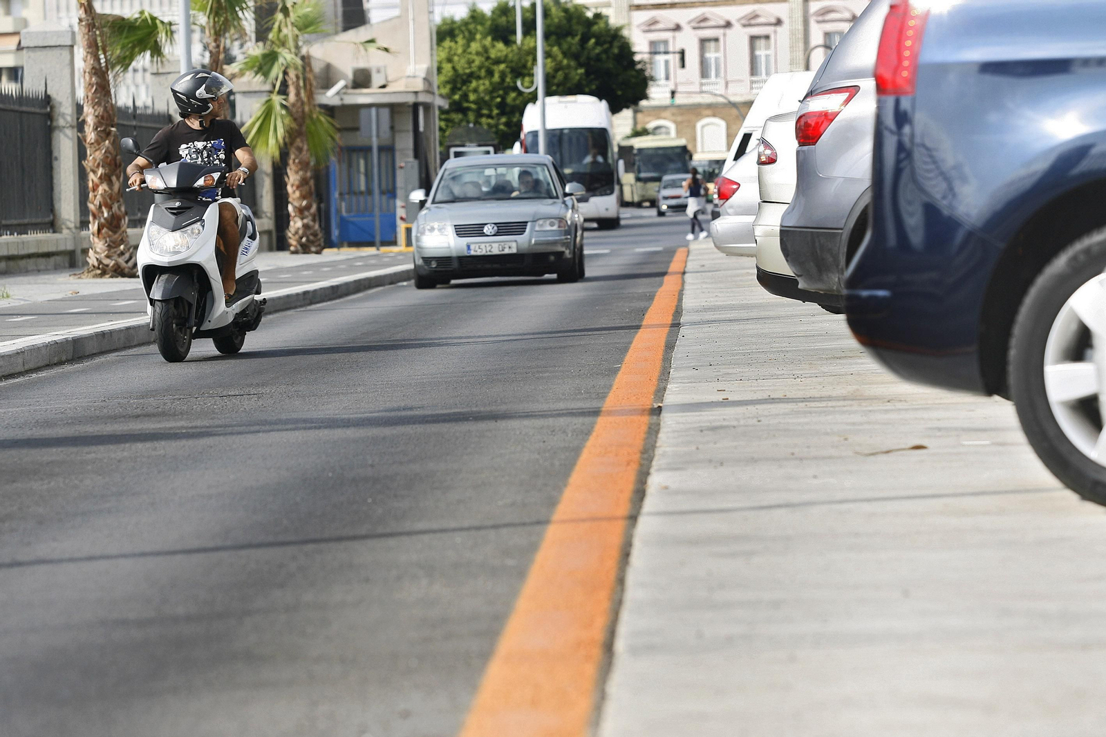 Zona de Cádiz ataviada con zona naranja.
