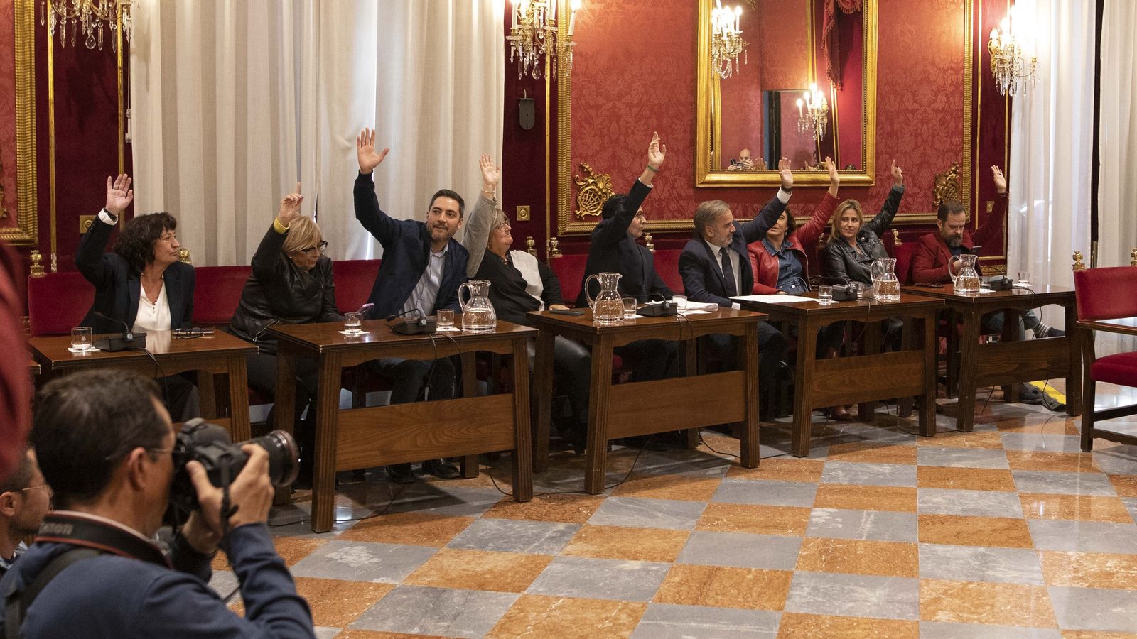 Los concejales del PSOE han votado en contra de la moción.