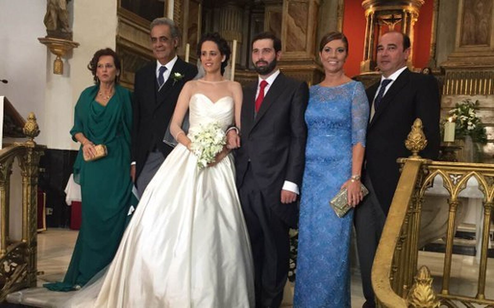 Pilar Esplá, Francisco Barcala, el nuevo matrimonio Julia Barcala y Joaquín Ruiz-Serrano, Charo Mulas y Antonio Ruiz-Serrano.  Foto: Ignacio Casas de Ciria